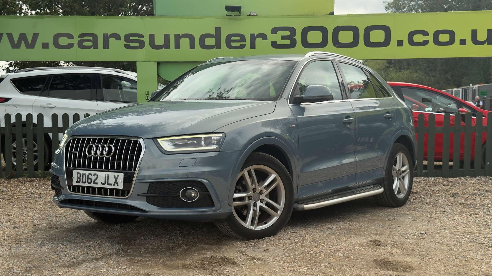 Audi Q3 view 3