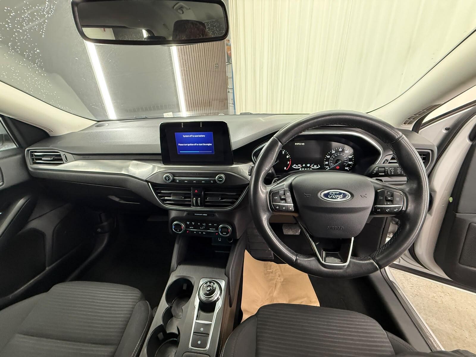 Ford Focus view 37