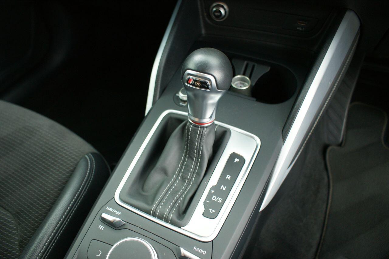 Audi SQ2 view 51