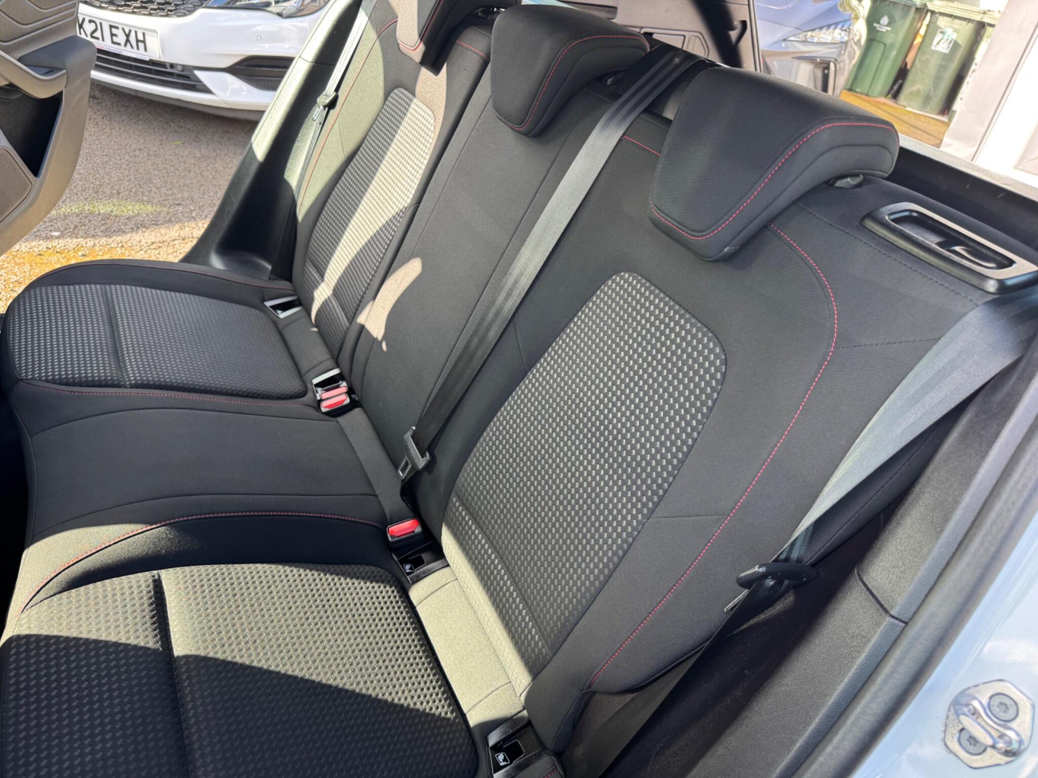 Ford Focus view 25