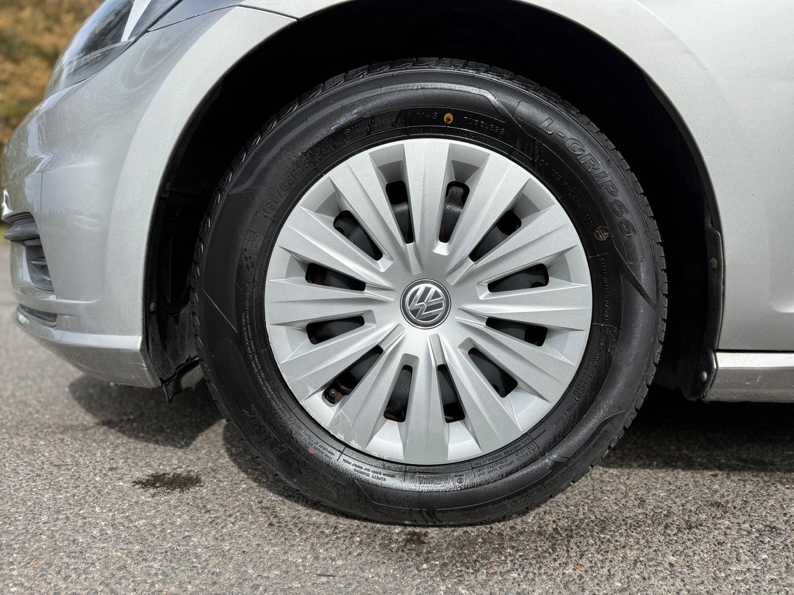 Volkswagen Golf view 55