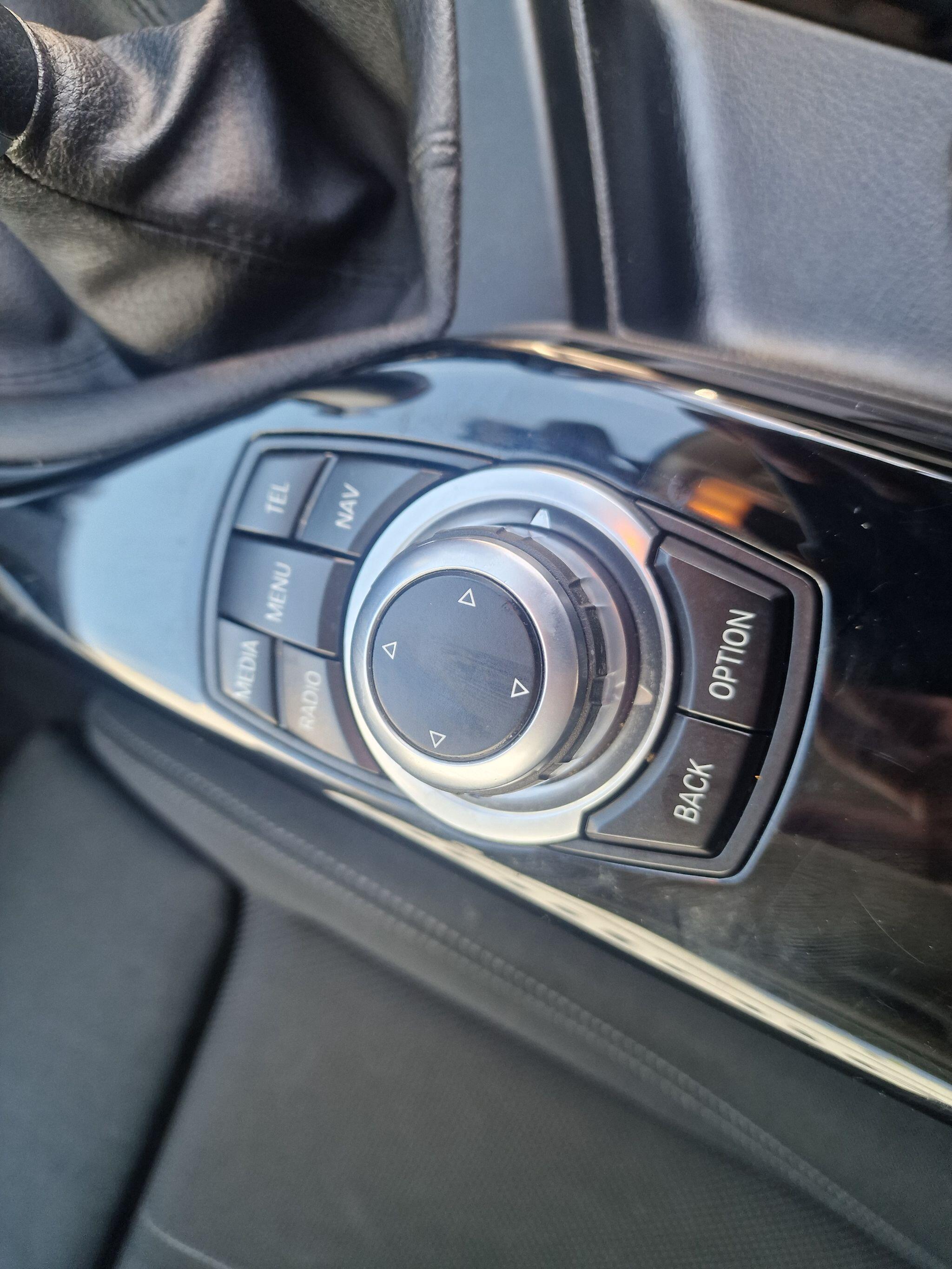 BMW 1 Series view 30