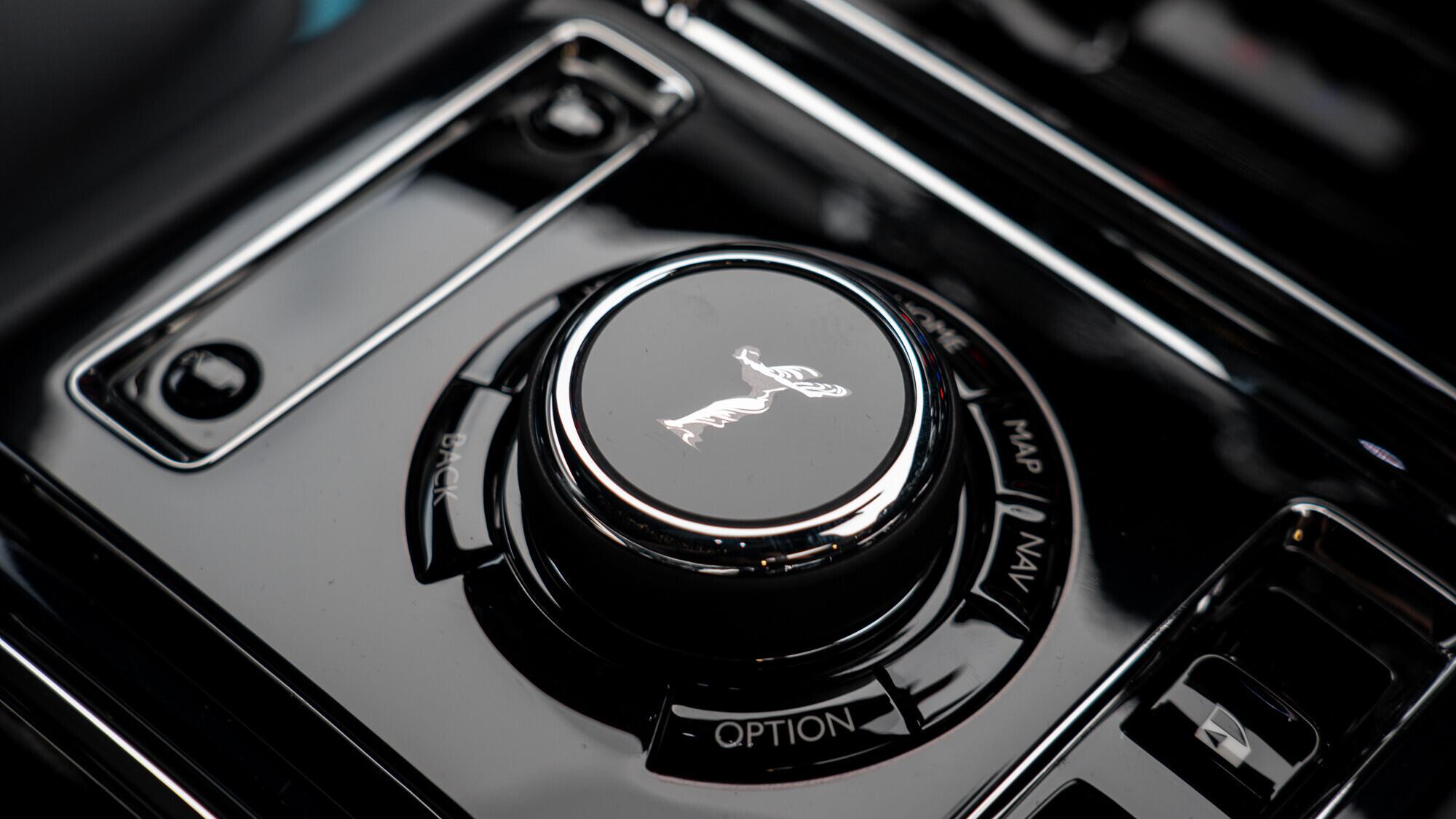 Rolls-Royce Spectre view 42