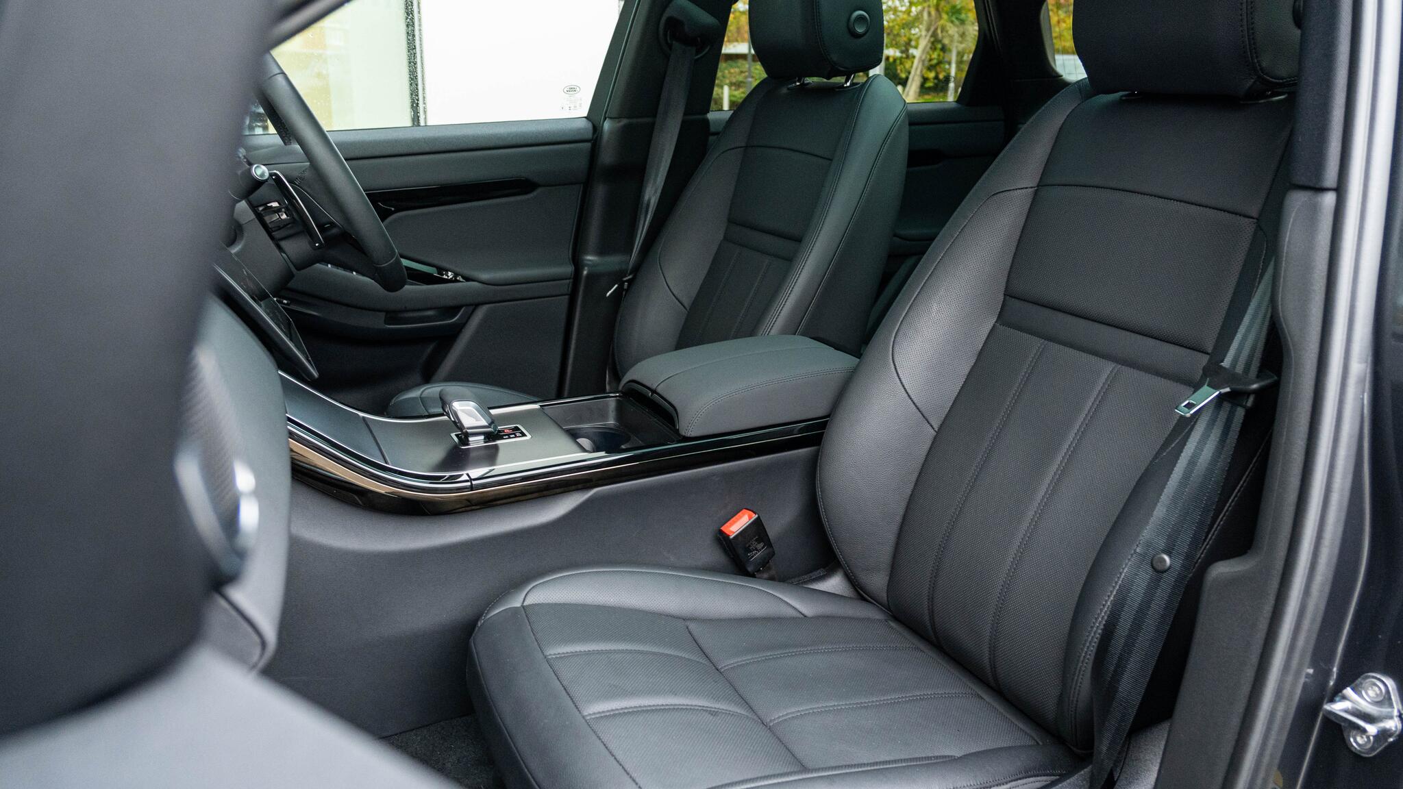 Land Rover Range Rover Evoque view 58