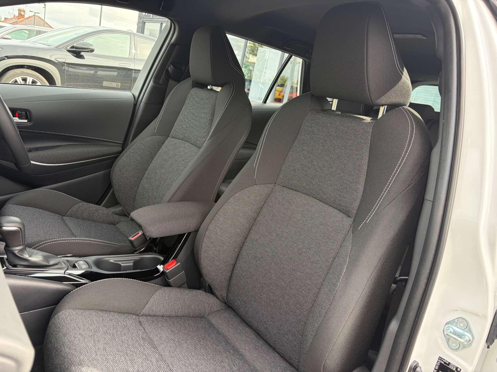 Toyota Corolla view 17