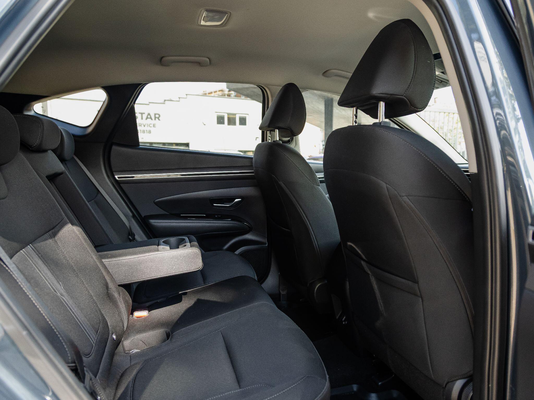Hyundai Tucson view 18