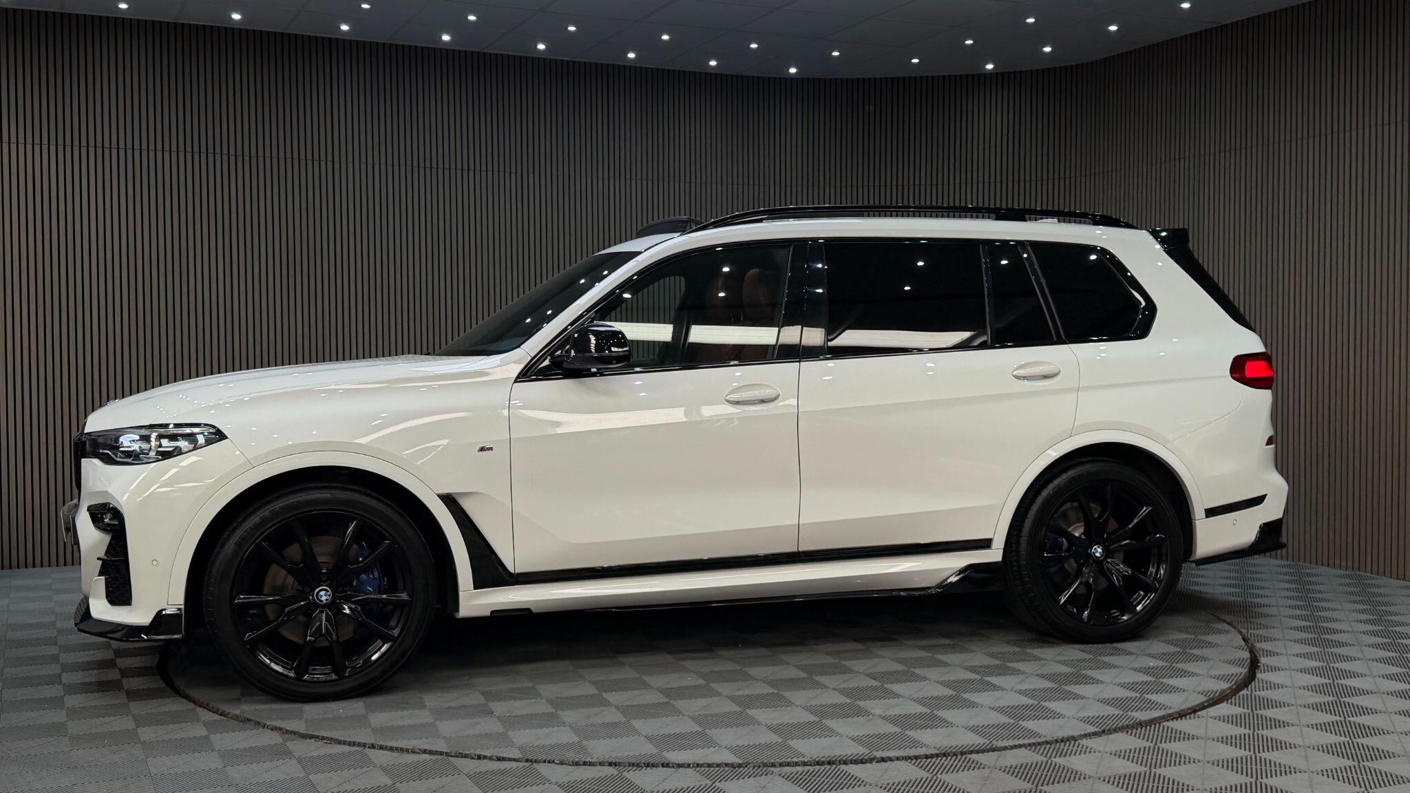 BMW X7 view 53