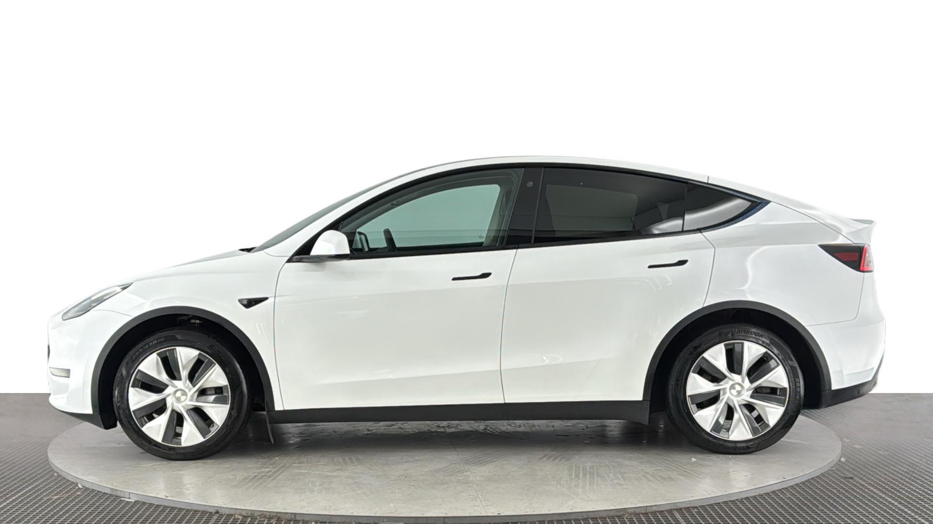 Tesla Model Y view 7