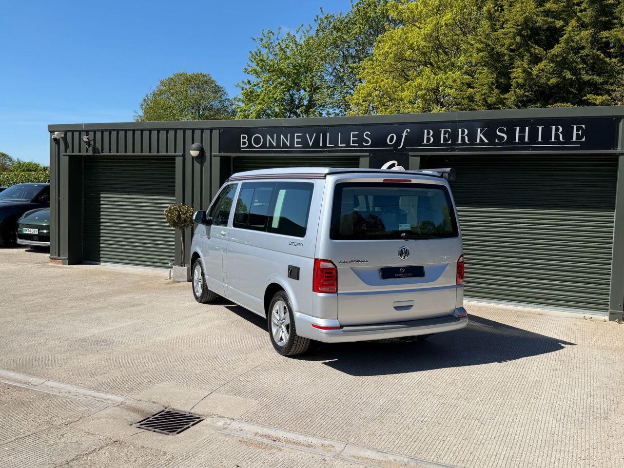 Volkswagen California view 16