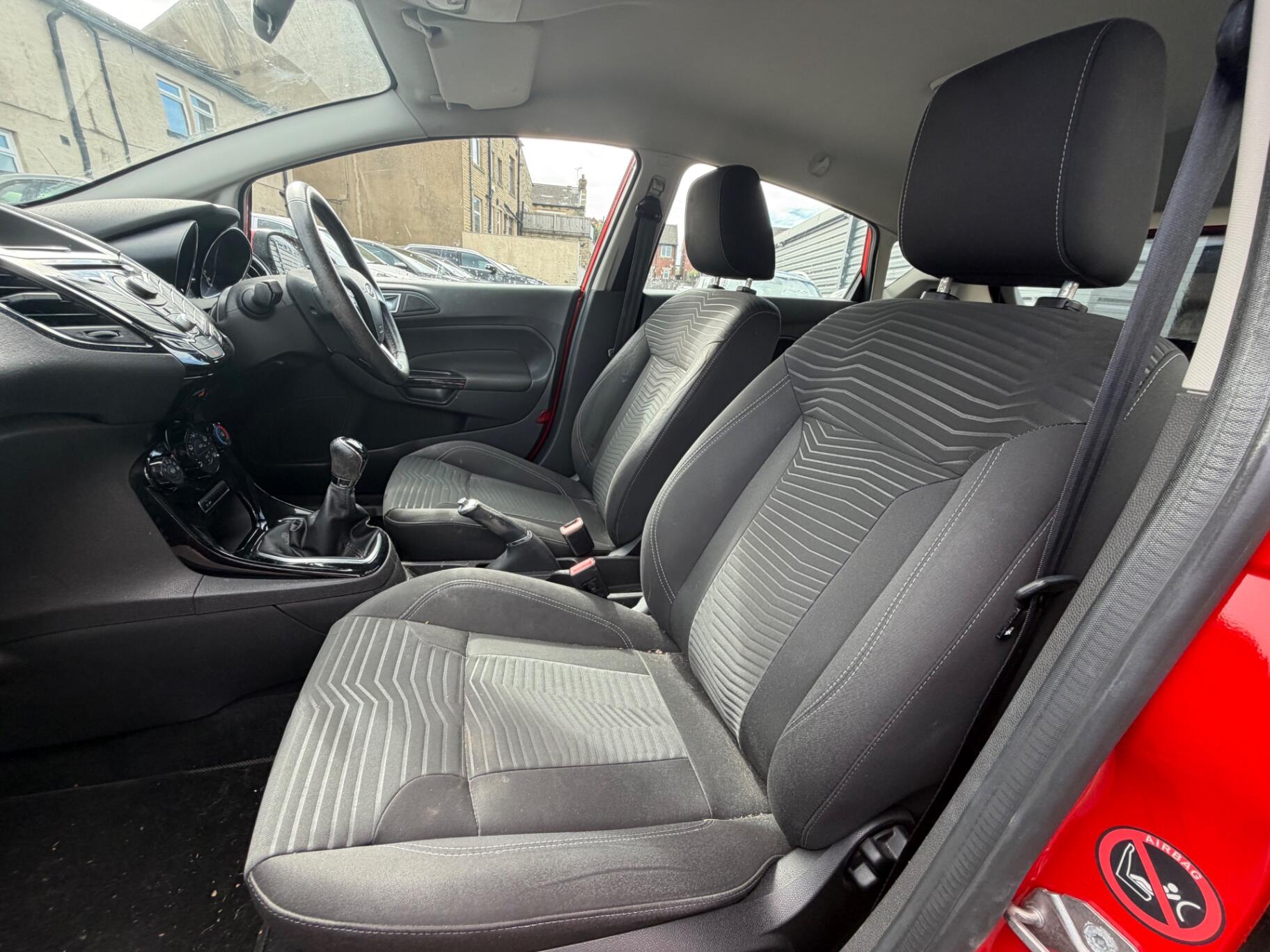 Ford Fiesta view 12