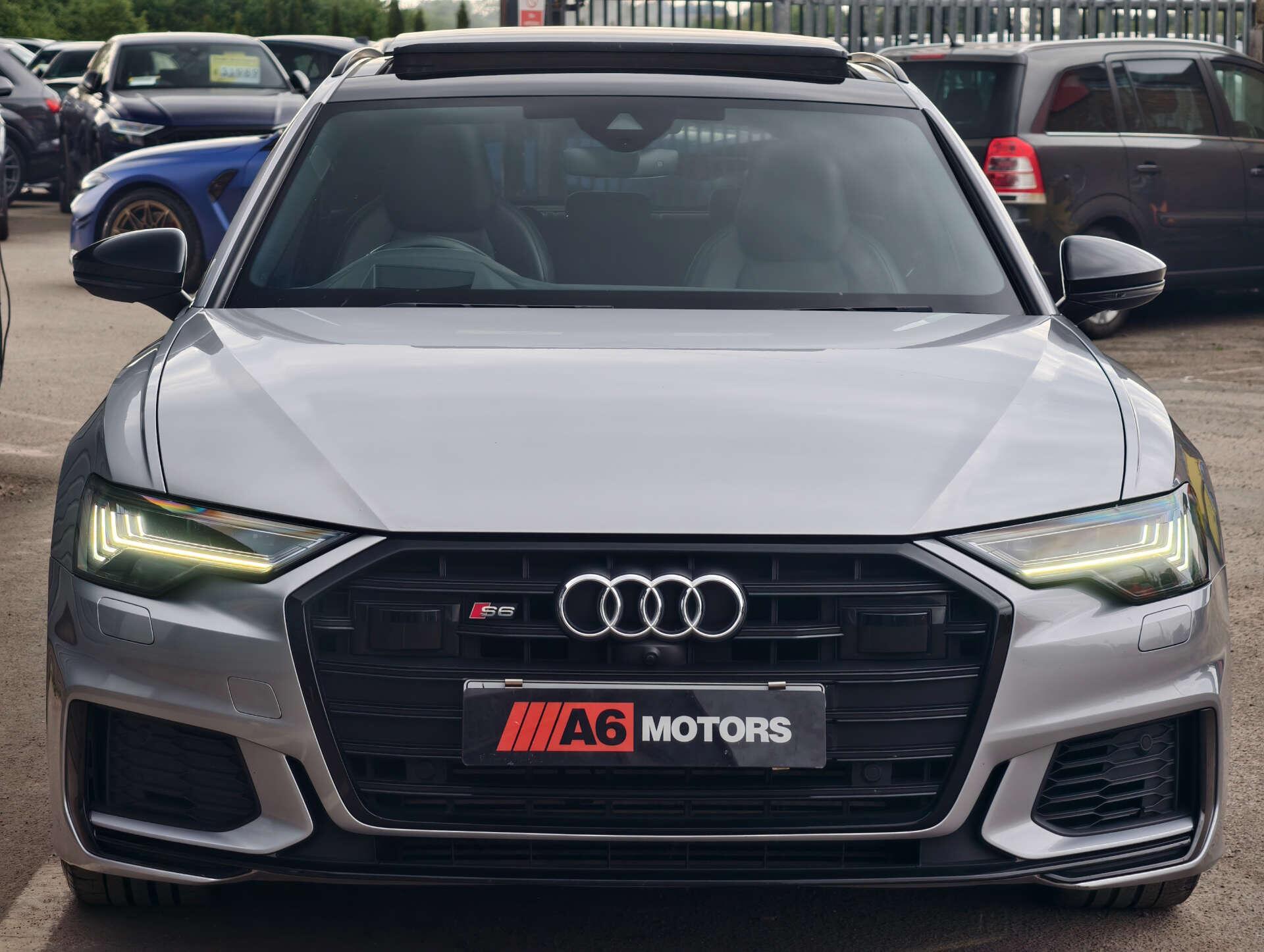 Audi S6 Avant view 14