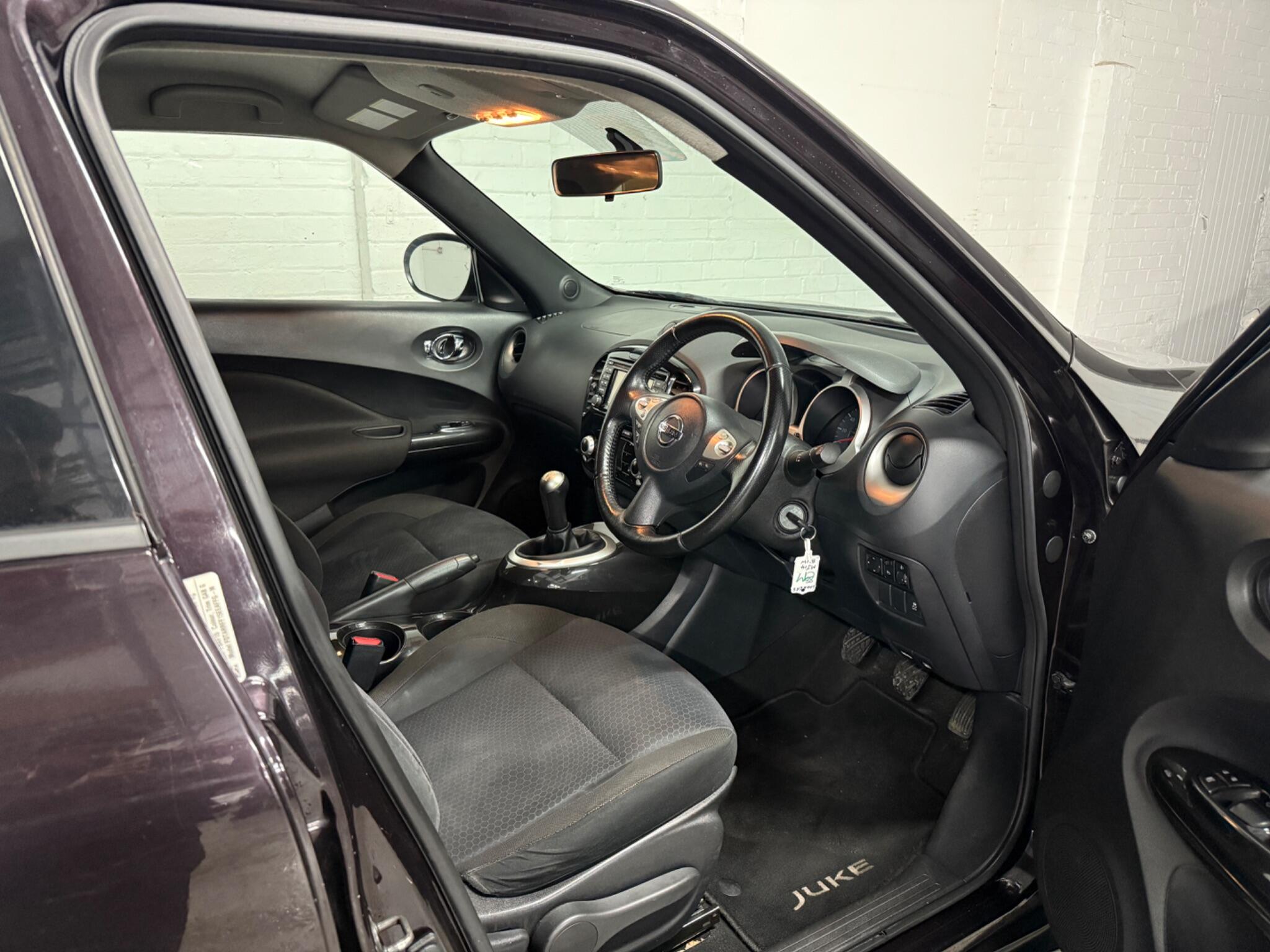 2014 Nissan Juke image 13