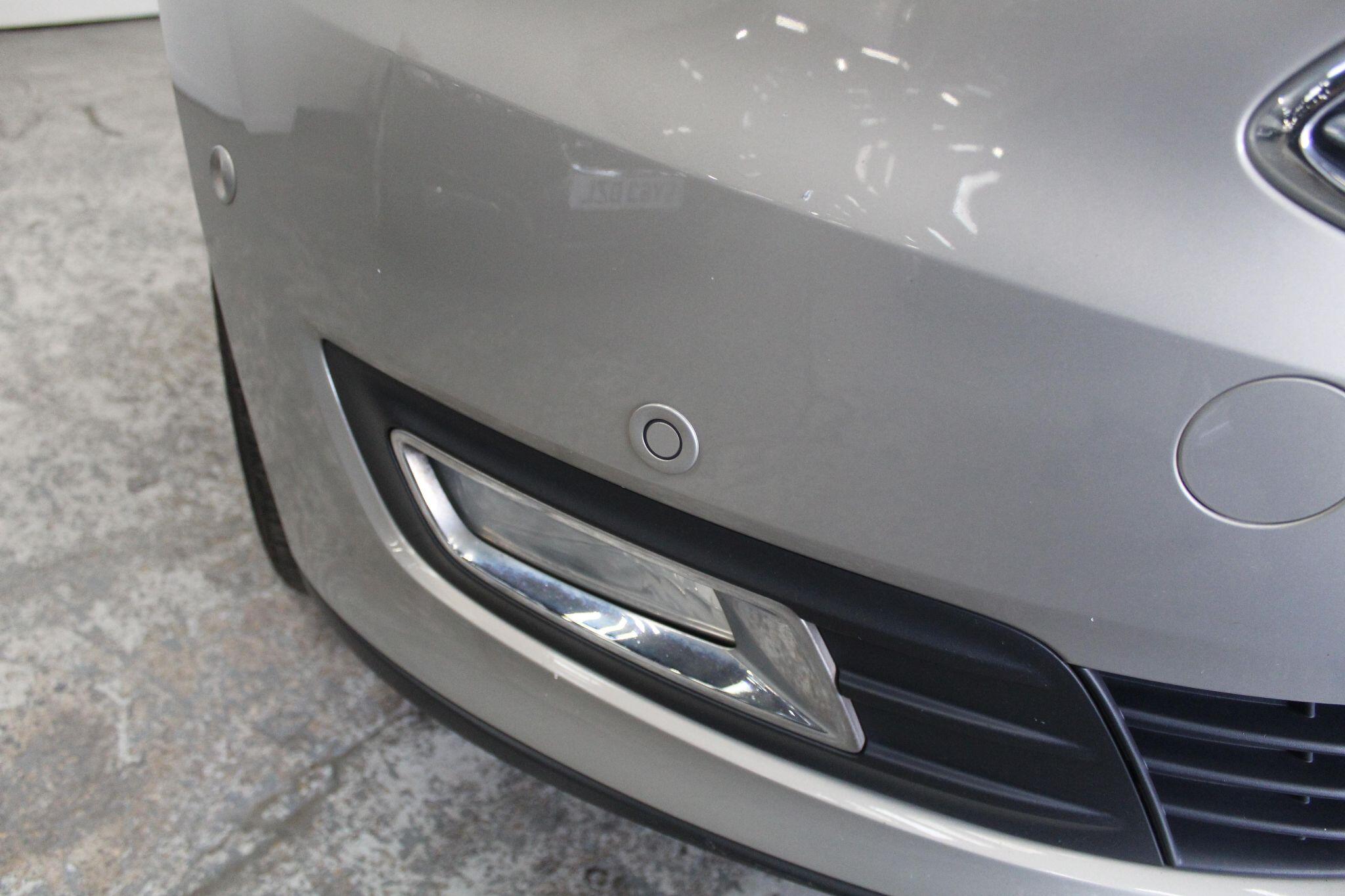 Ford C-Max view 16