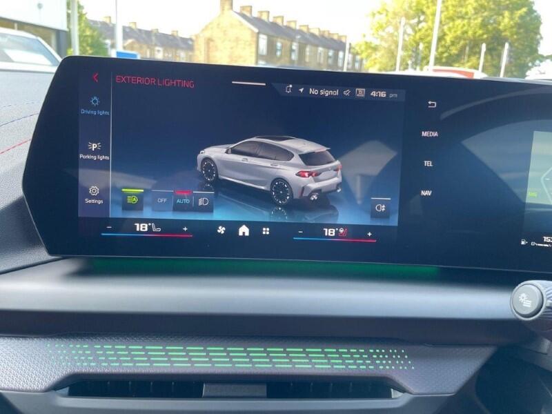 BMW 1 Series view 26