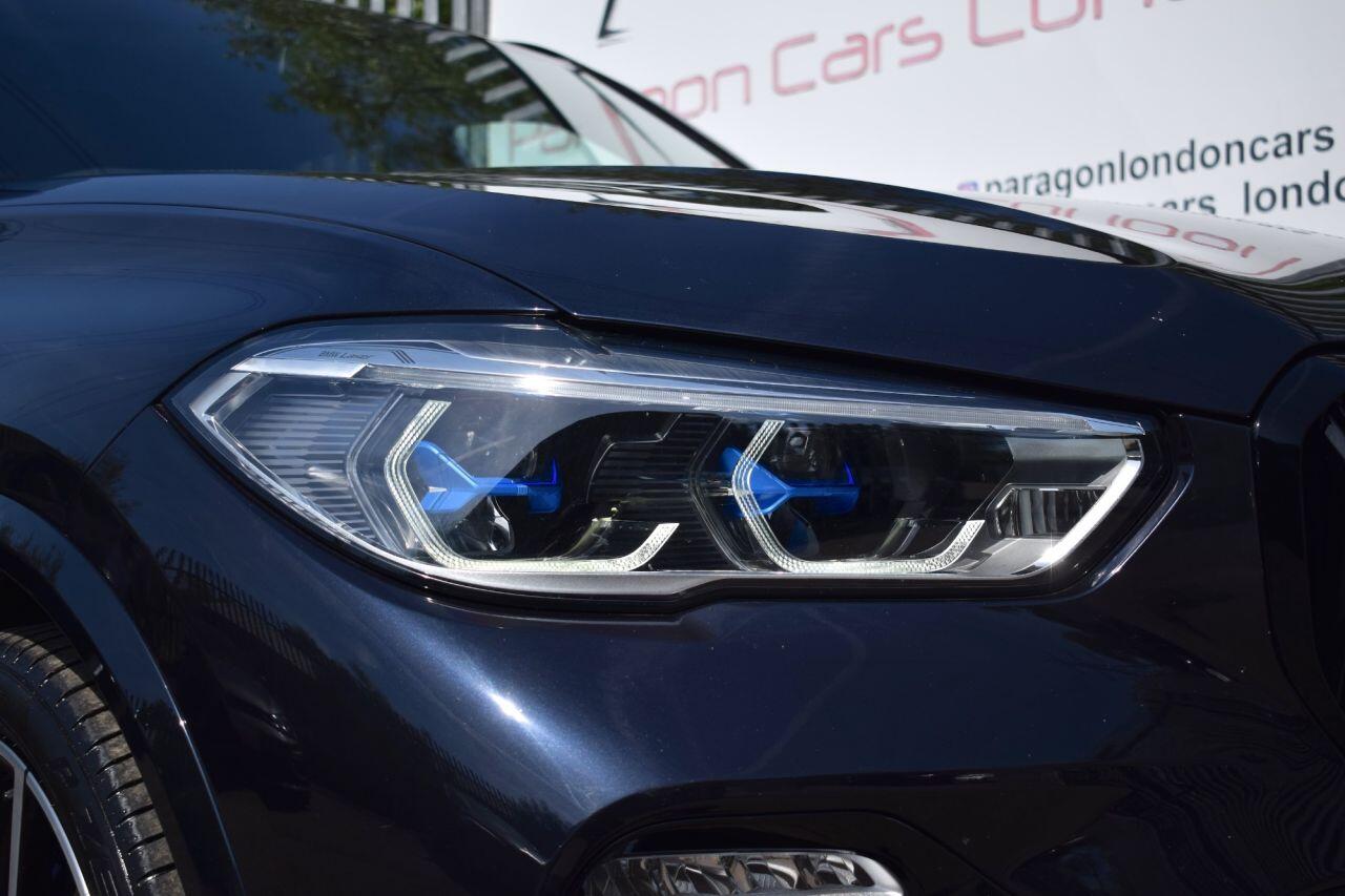 BMW X5 view 32