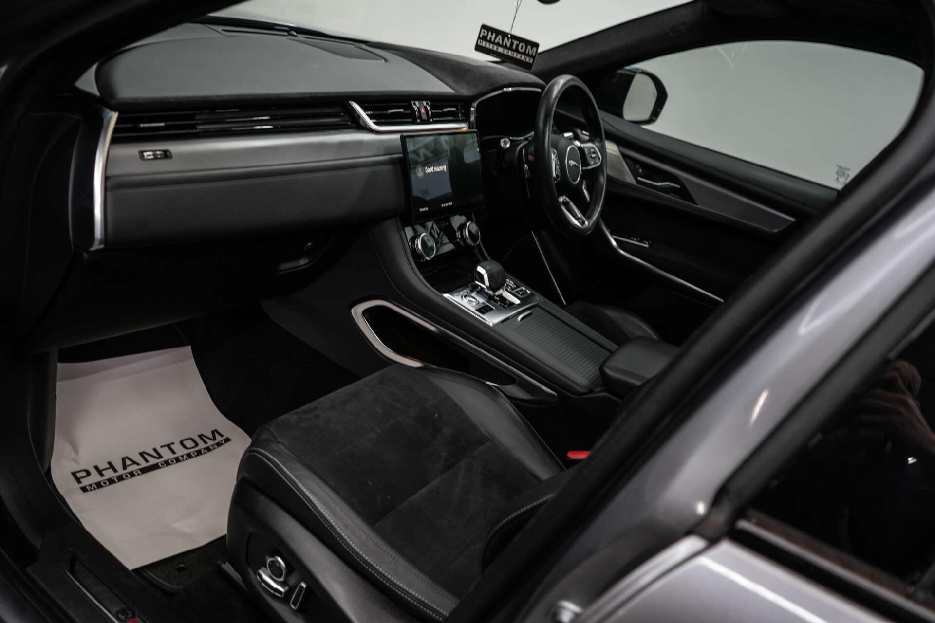 Jaguar F-Pace view 23