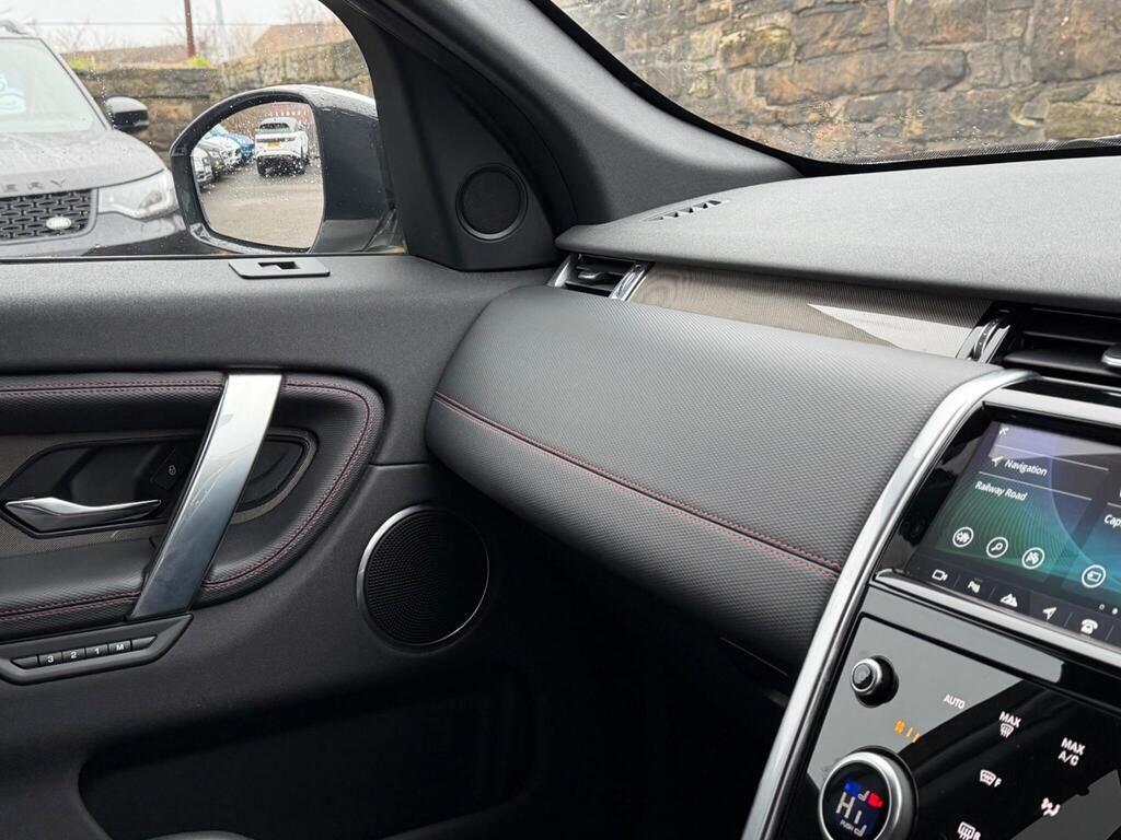 Land Rover Discovery Sport view 49
