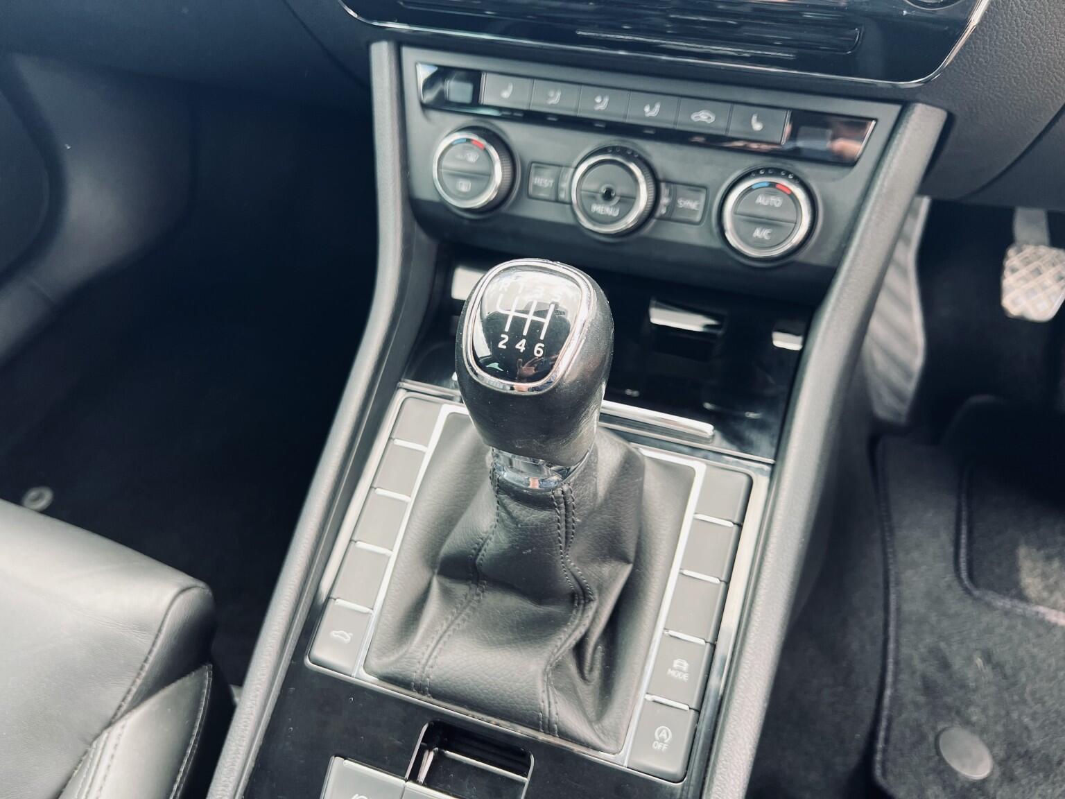 Skoda Superb view 23