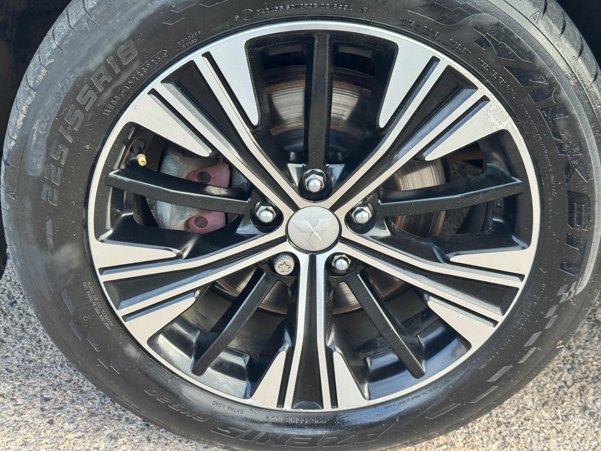 Mitsubishi Eclipse Cross view 40
