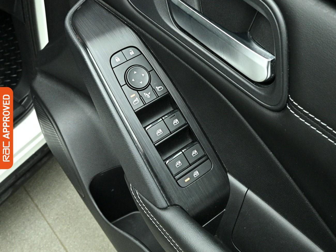Nissan Qashqai view 24