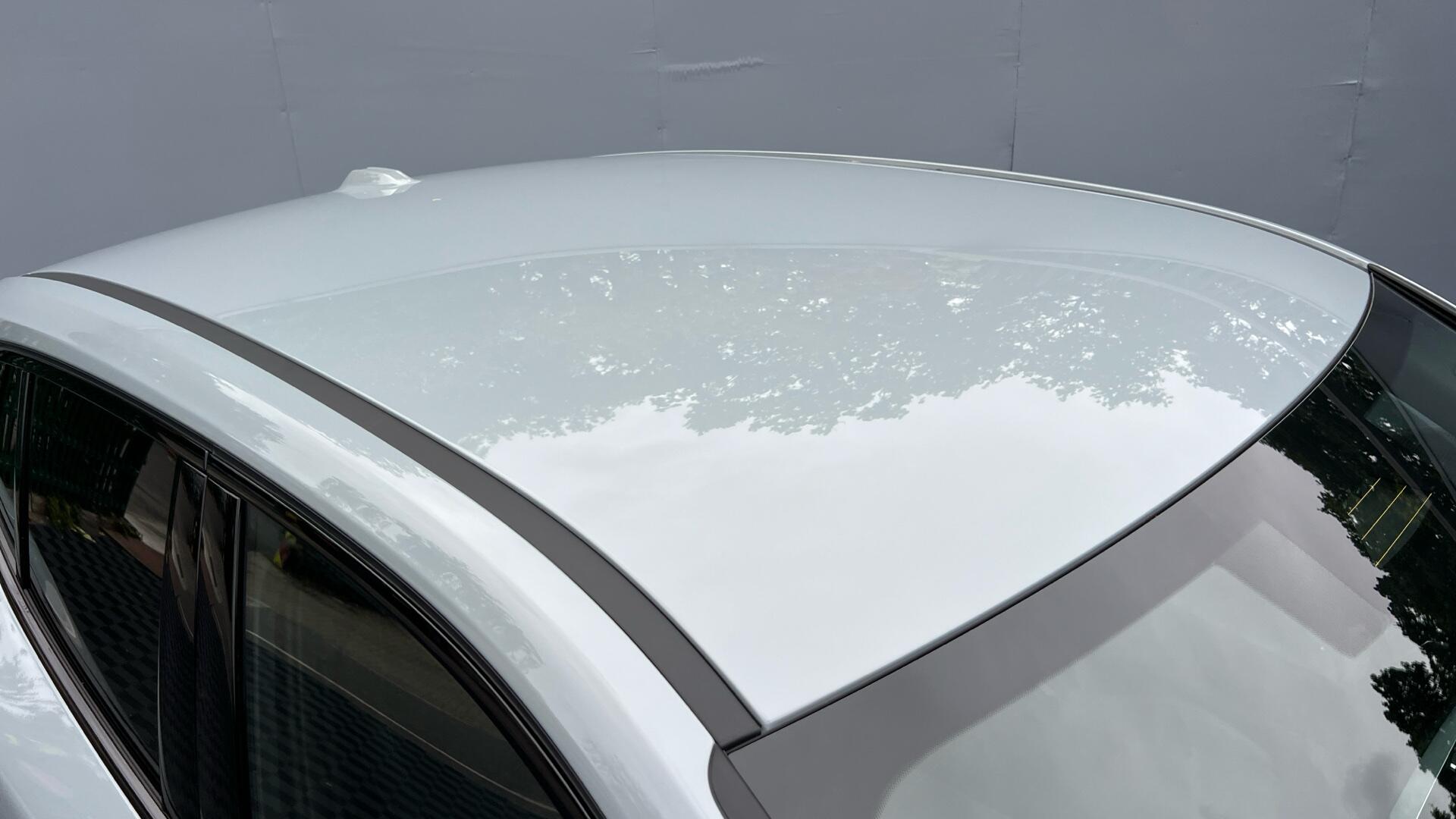 BMW Ix2 view 21