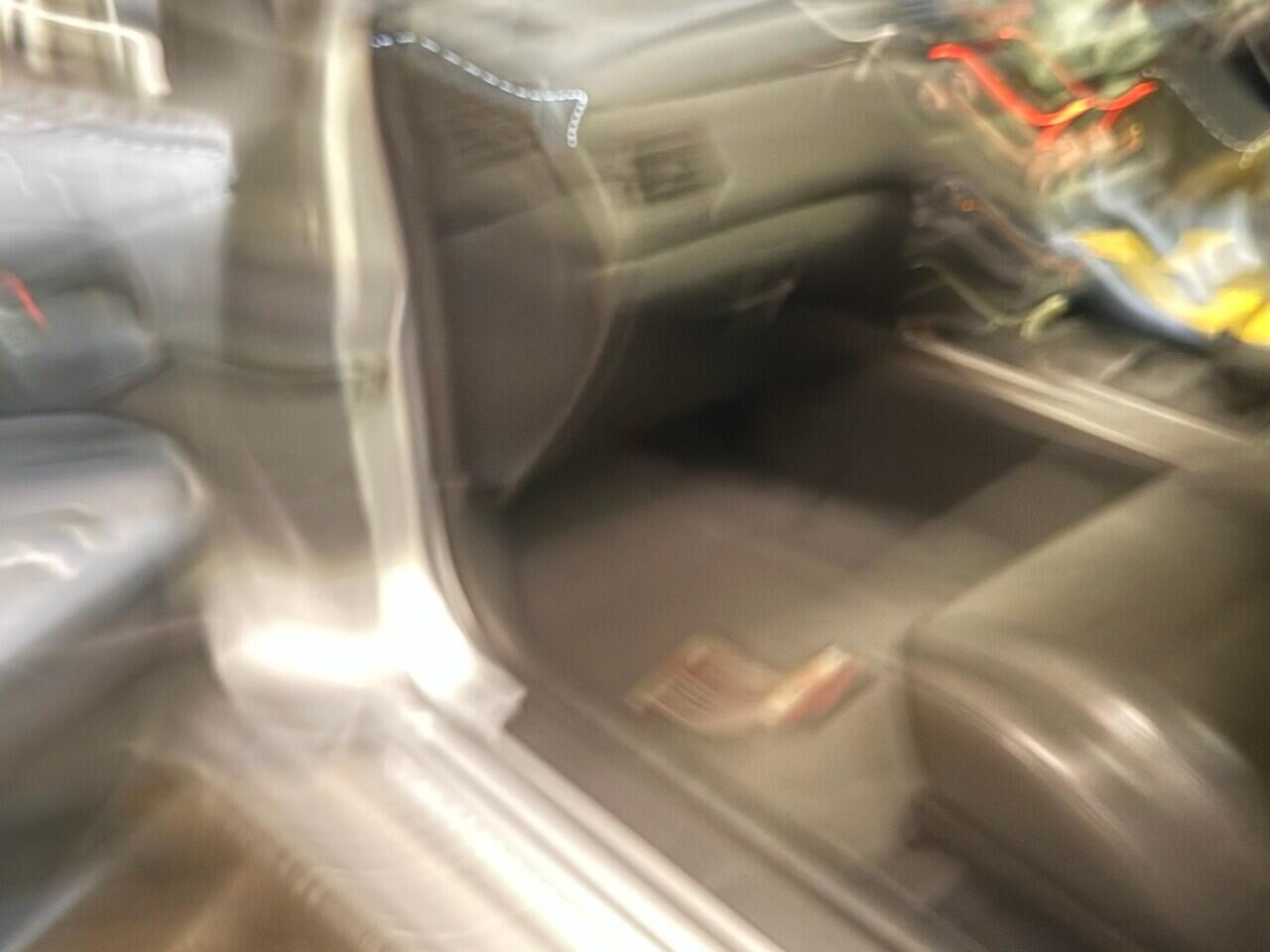 Mitsubishi Lancer view 16