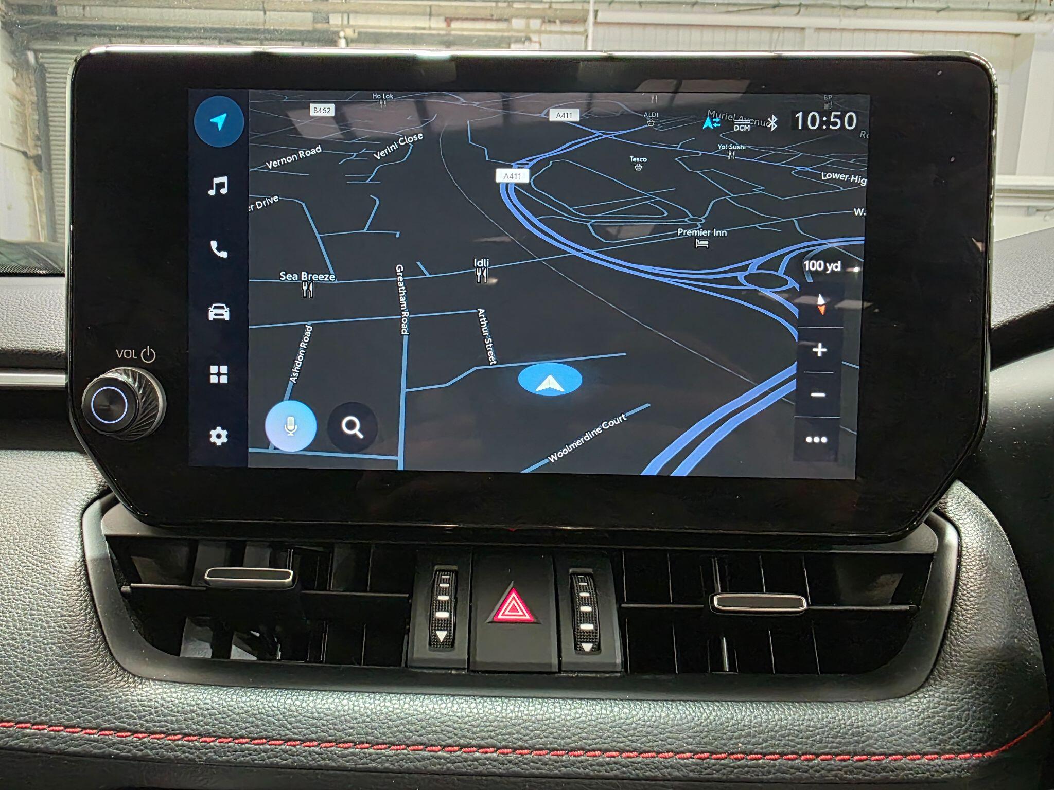 Toyota RAV4 view 8