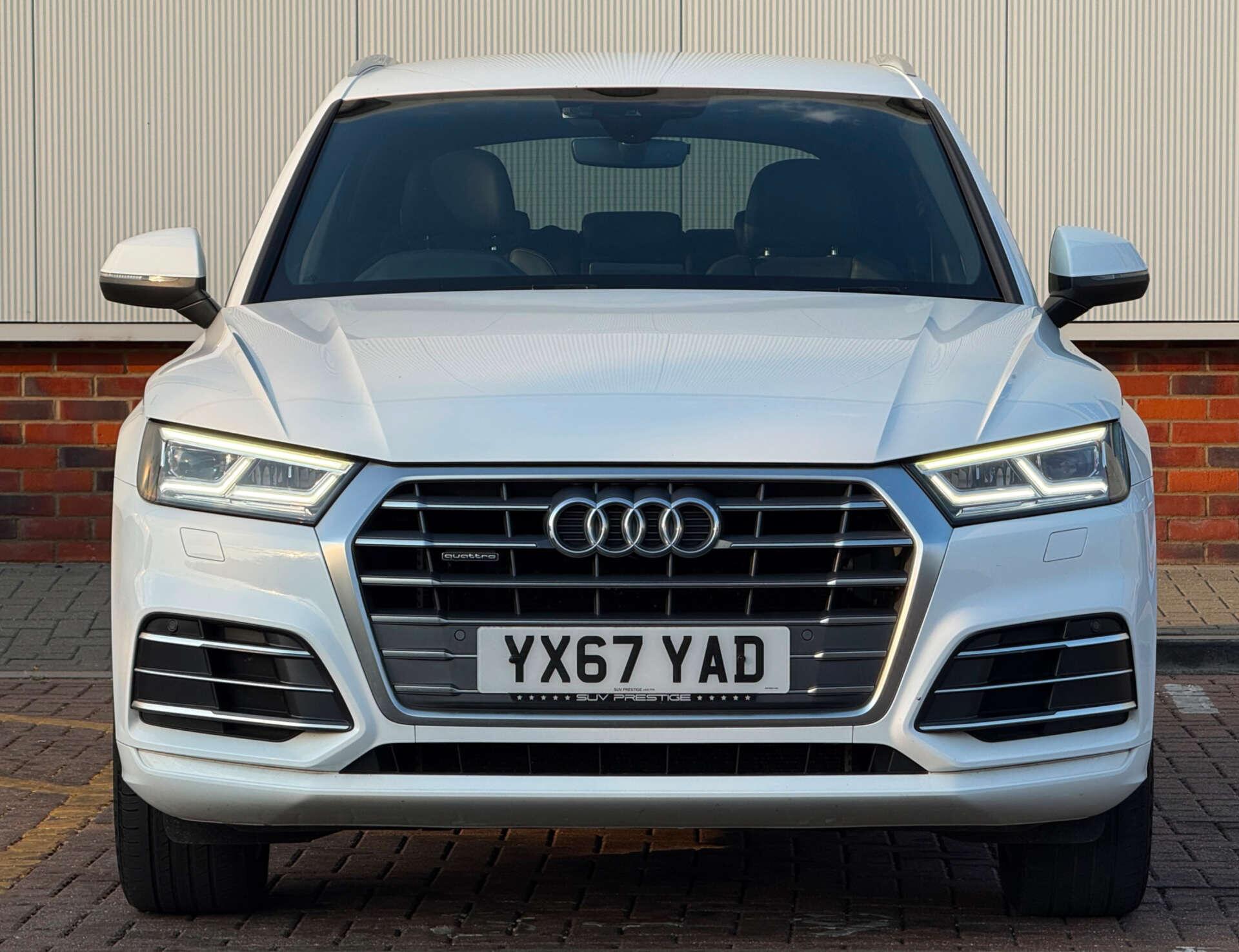 Audi Q5 view 2