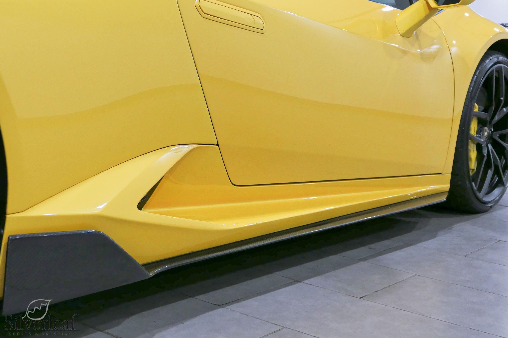 Lamborghini LP 610-4 view 32