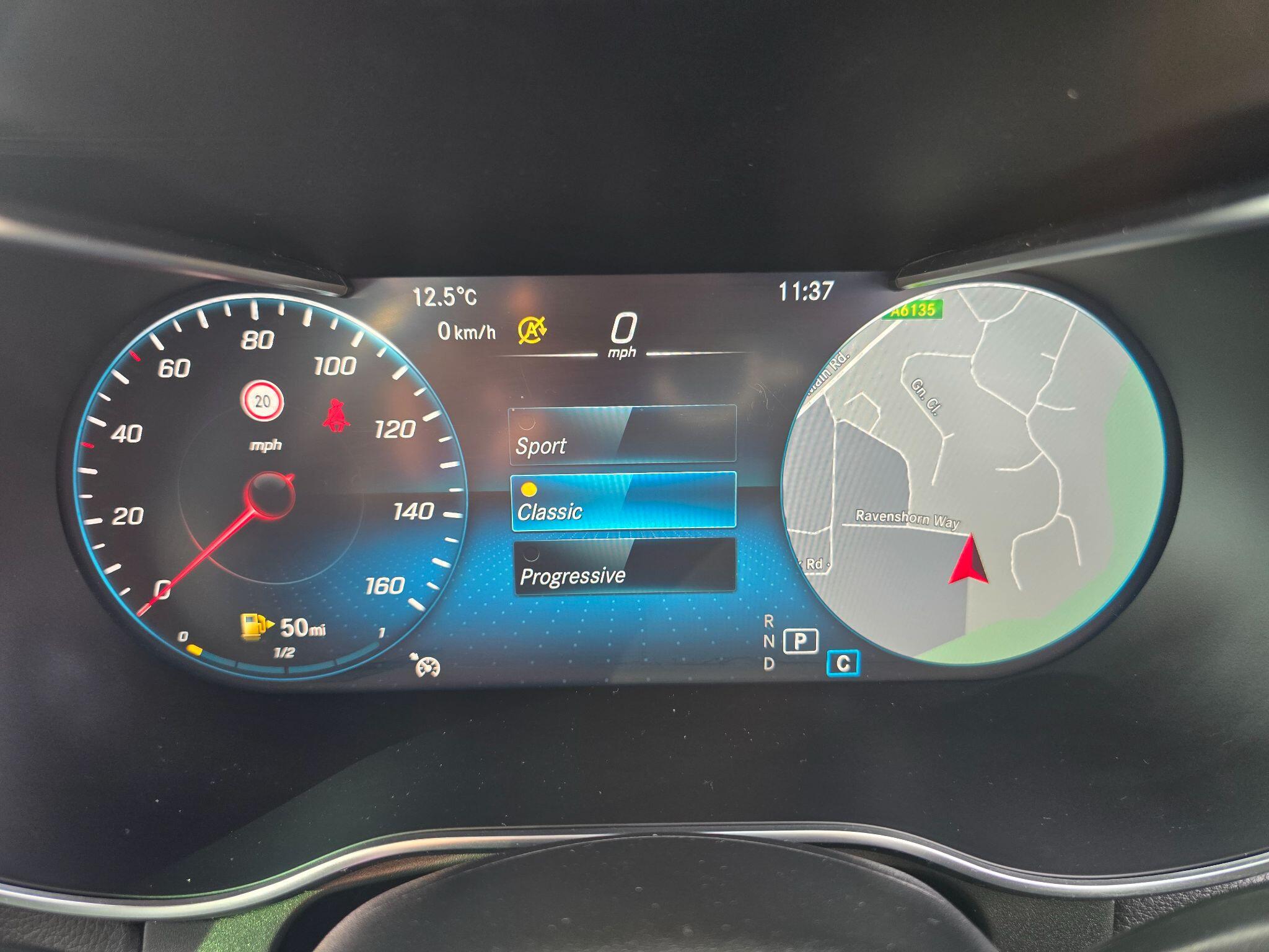Mercedes-Benz GLC view 19