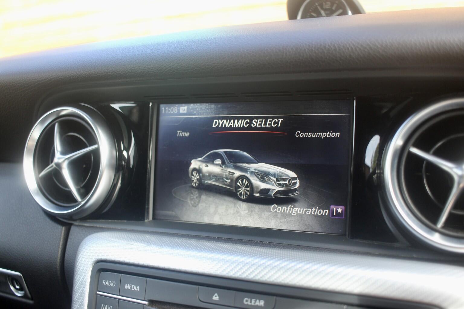 Mercedes-Benz SLC view 21