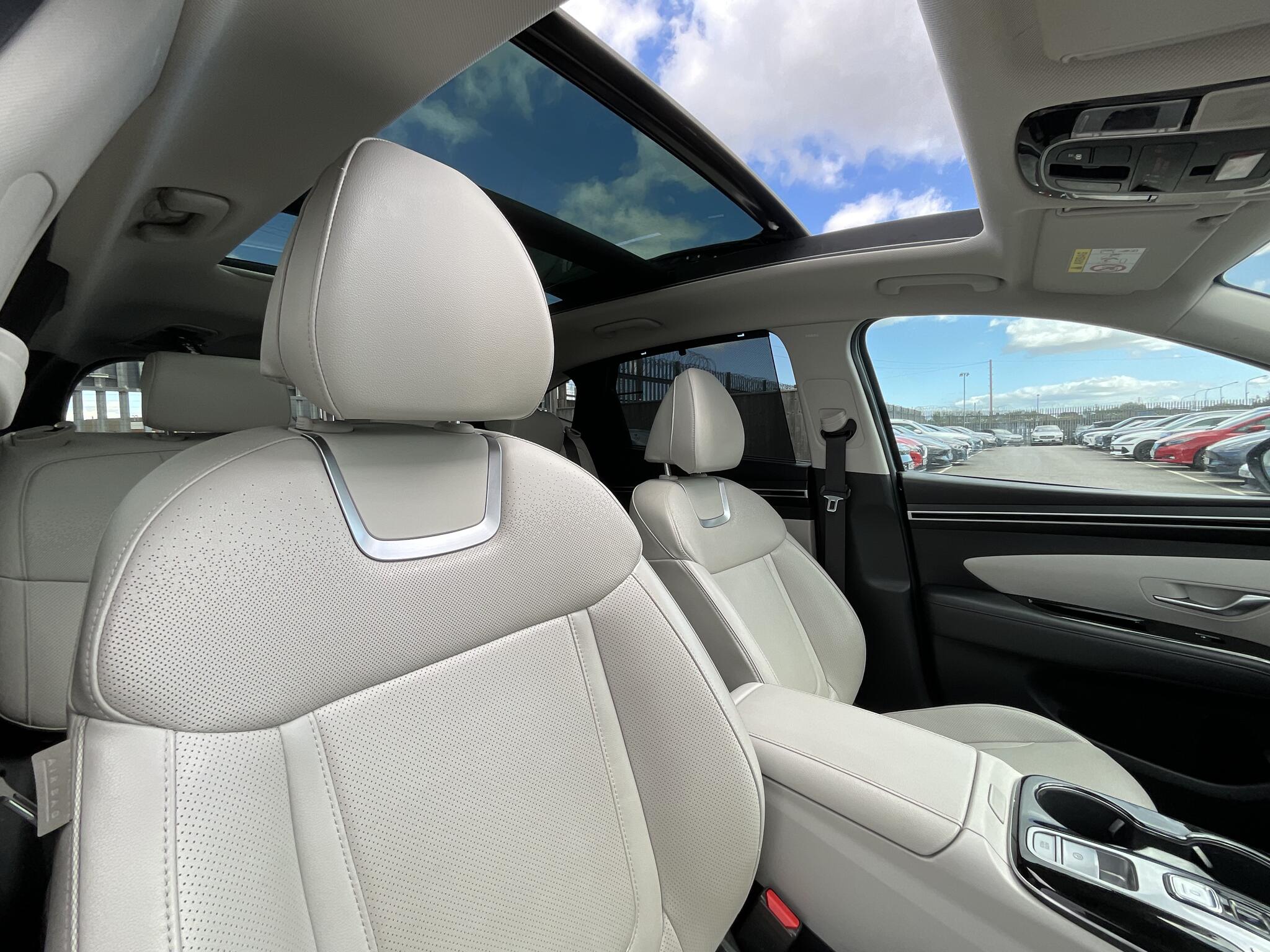 Hyundai Tucson view 8
