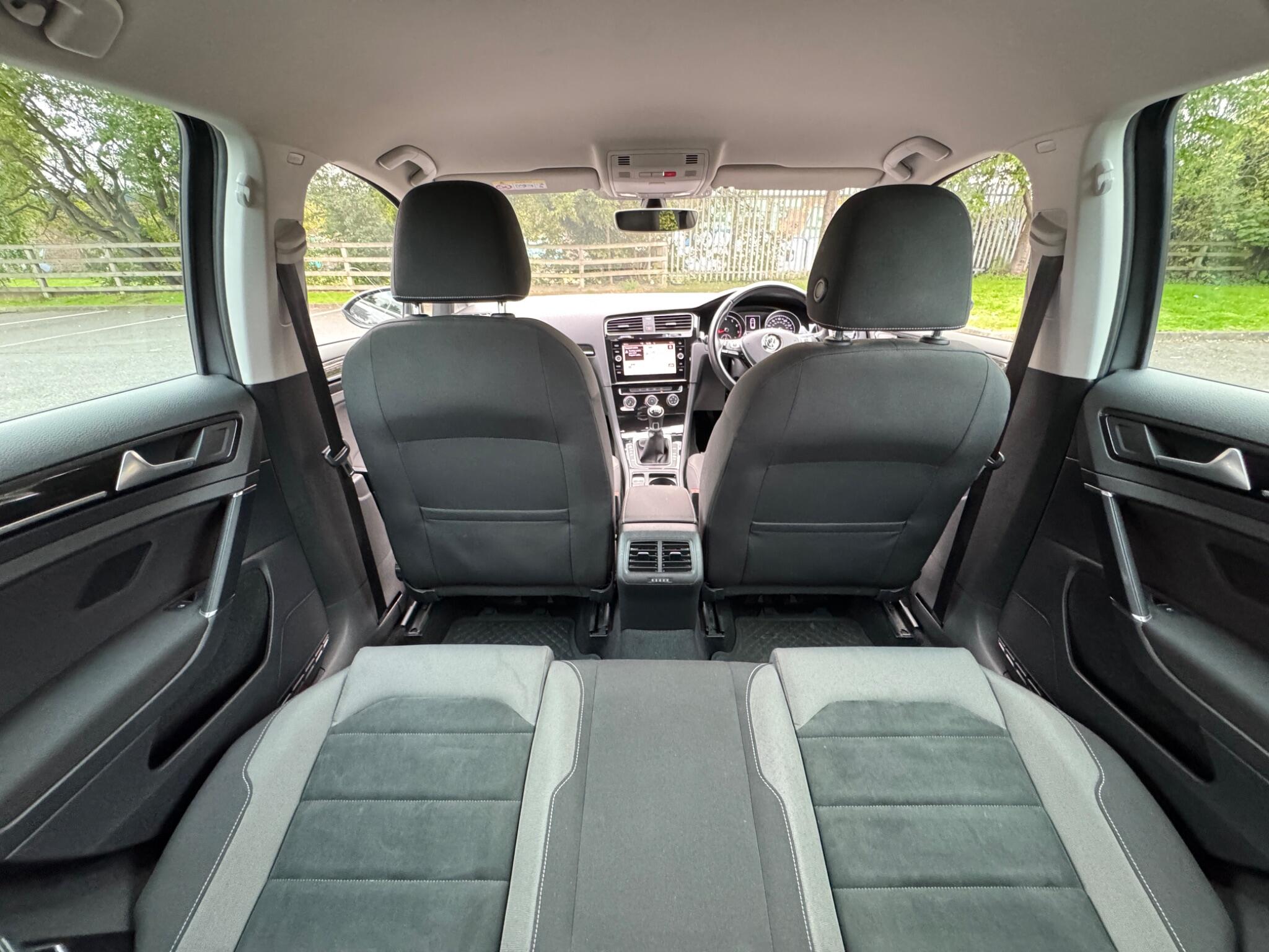 Volkswagen Golf view 15