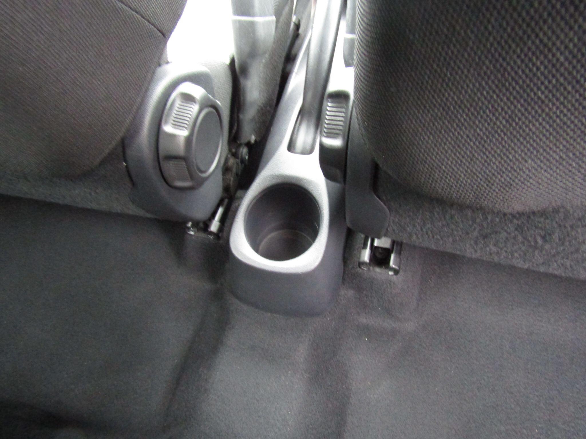 Toyota Aygo view 10