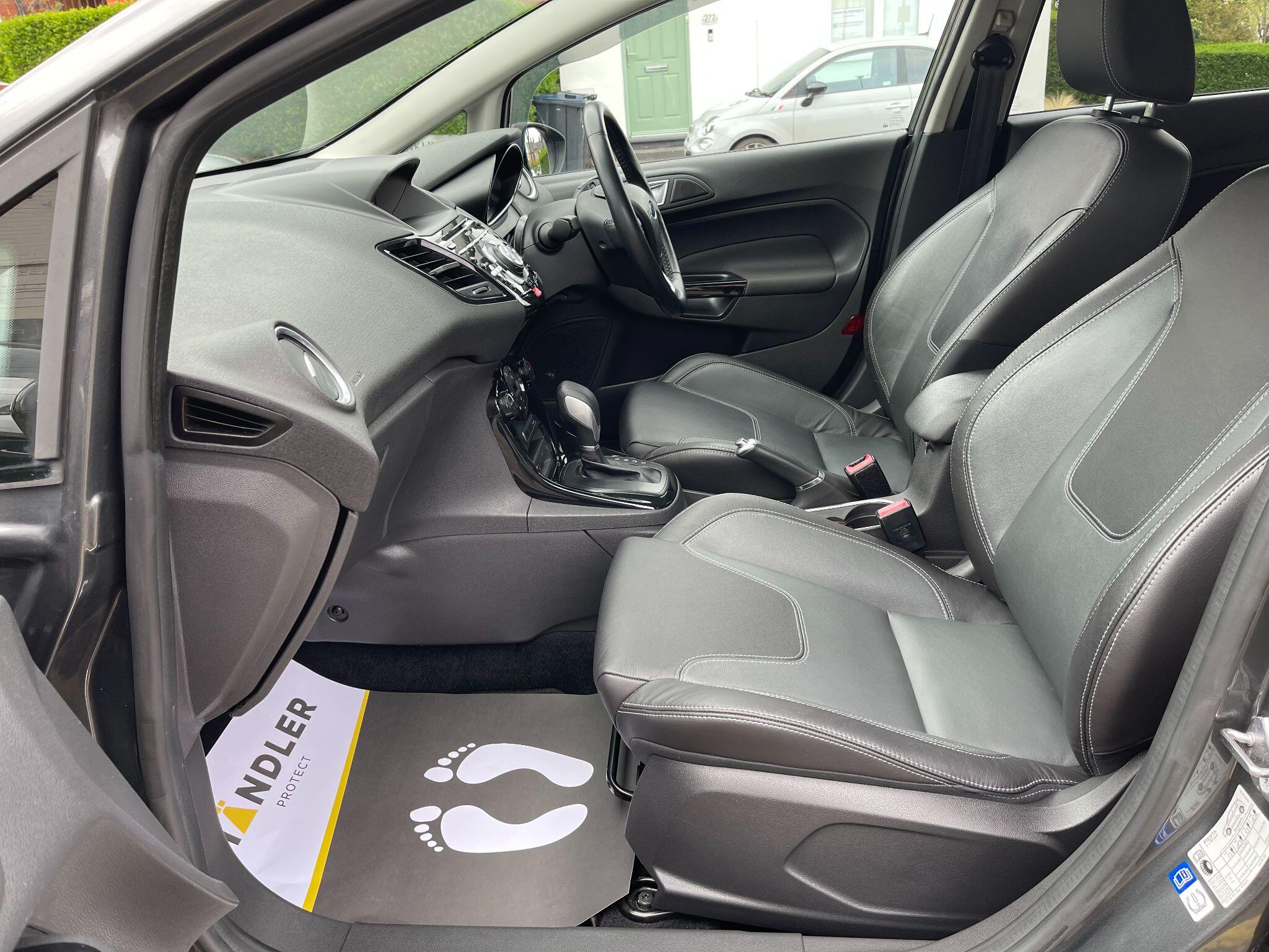 Ford Fiesta view 33