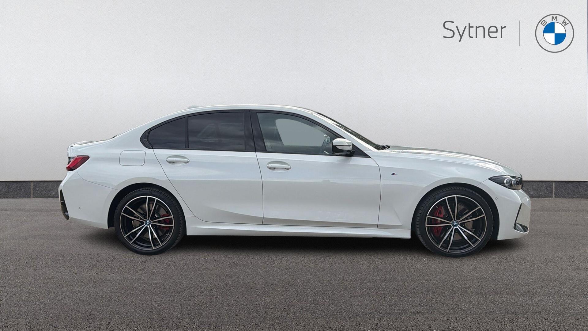 BMW 3 Series view 3