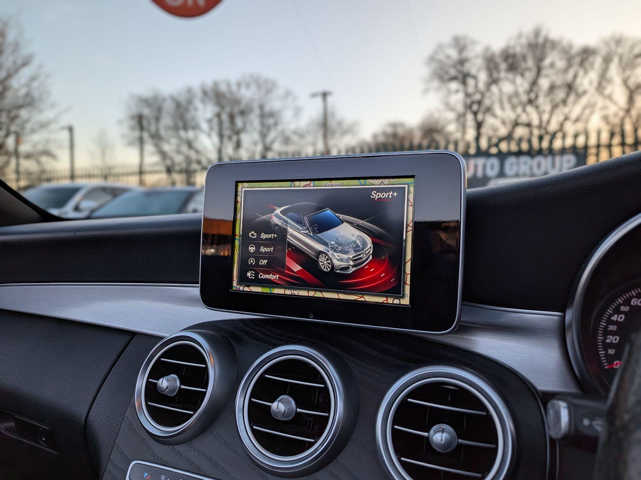 Mercedes-Benz C Class view 53