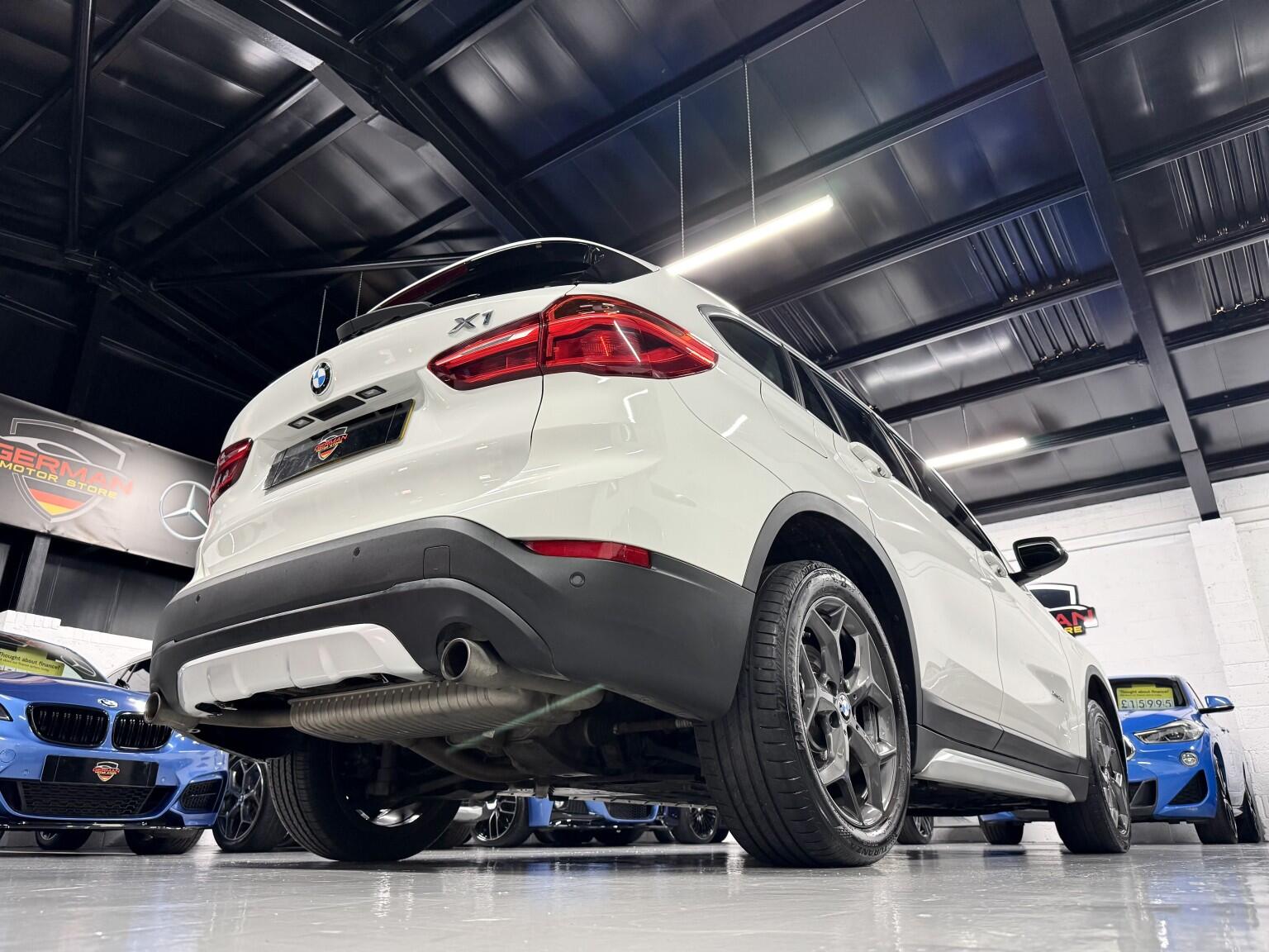 BMW X1 view 10