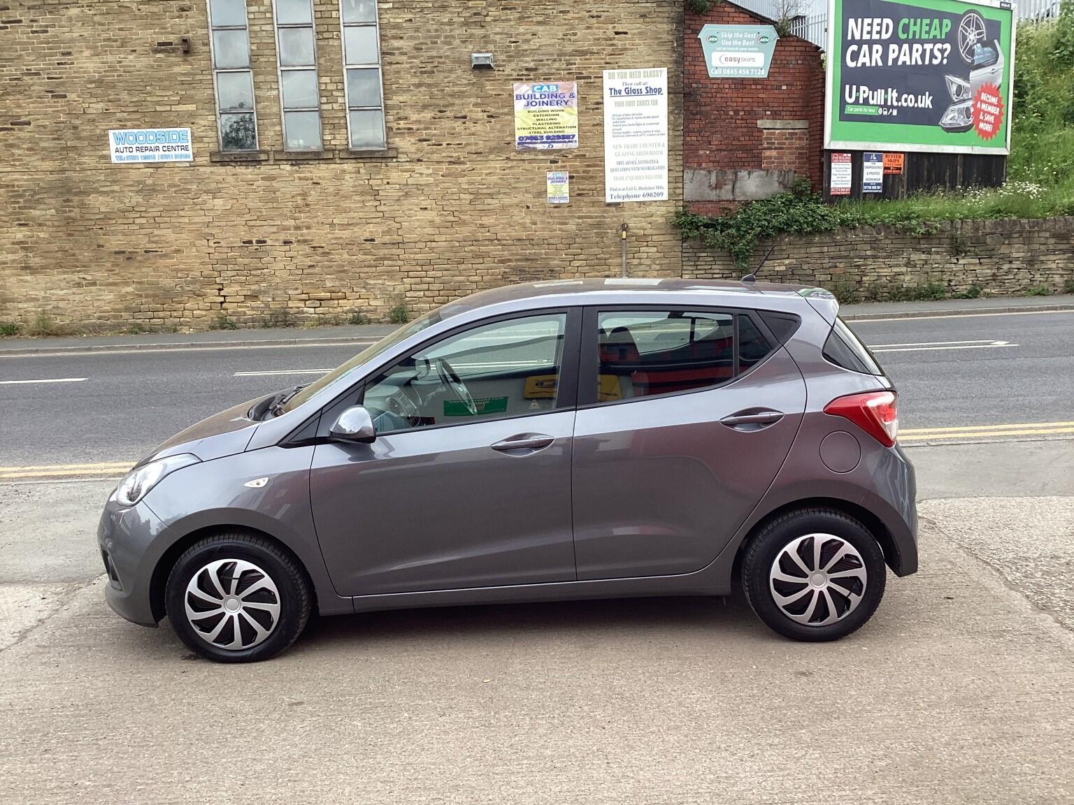 Hyundai I10 view 4