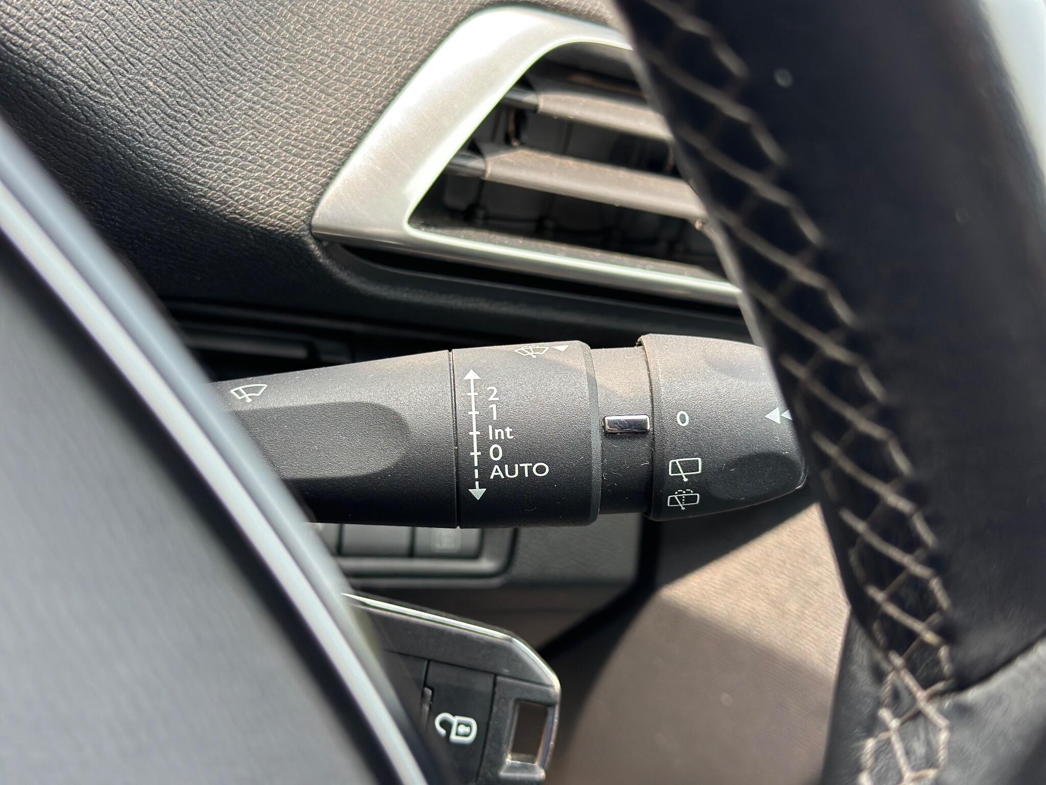 Peugeot 3008 view 35