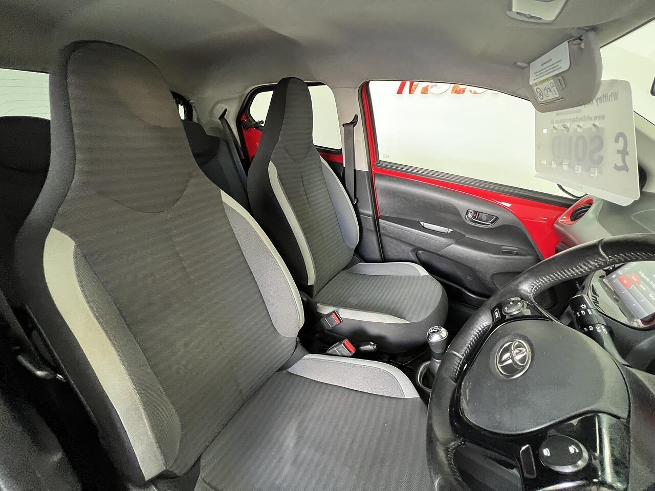 Toyota Aygo view 13