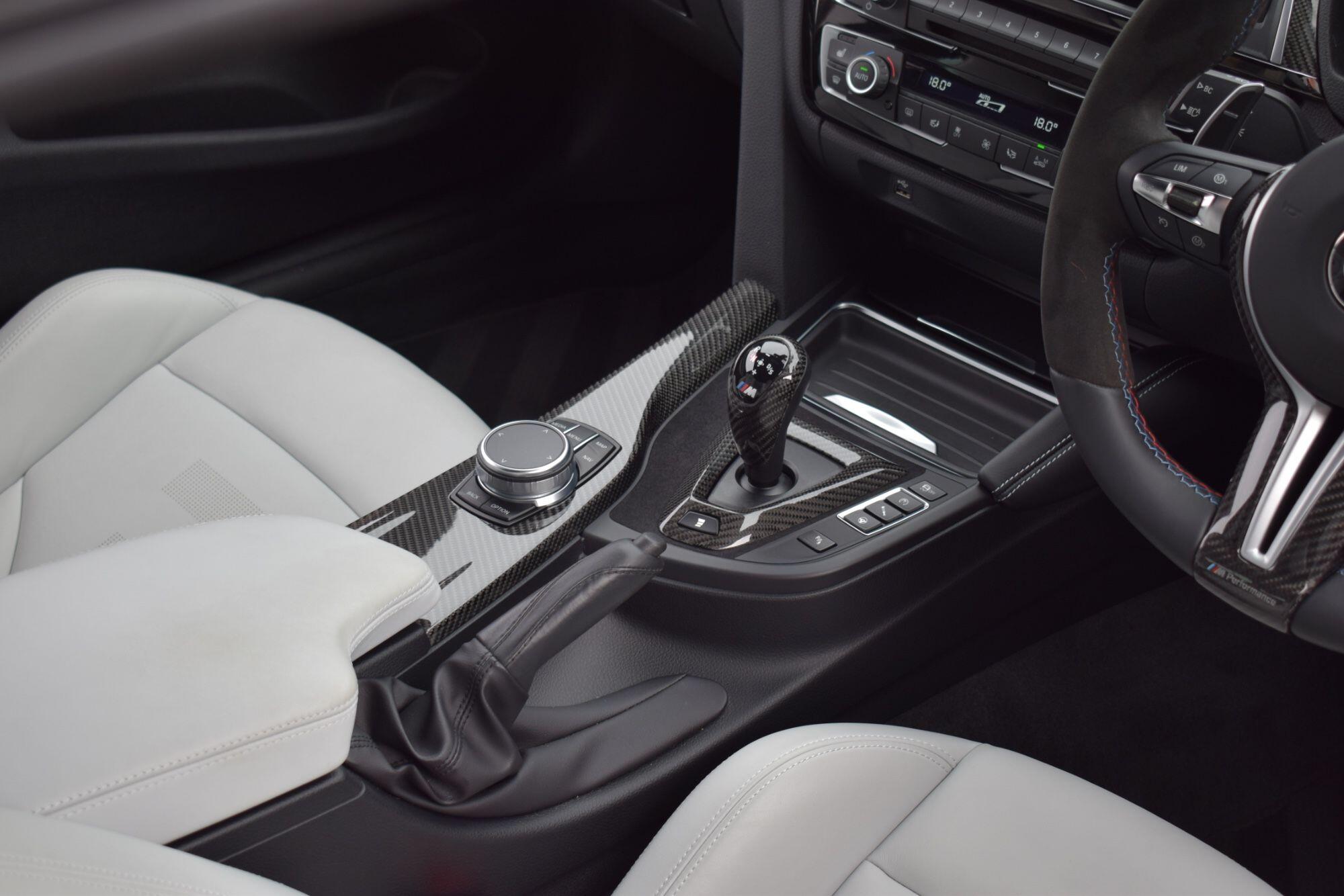 BMW M4 view 7