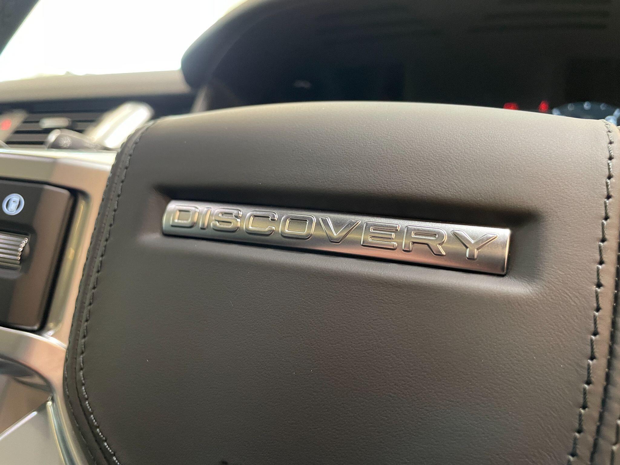 Land Rover Discovery view 43