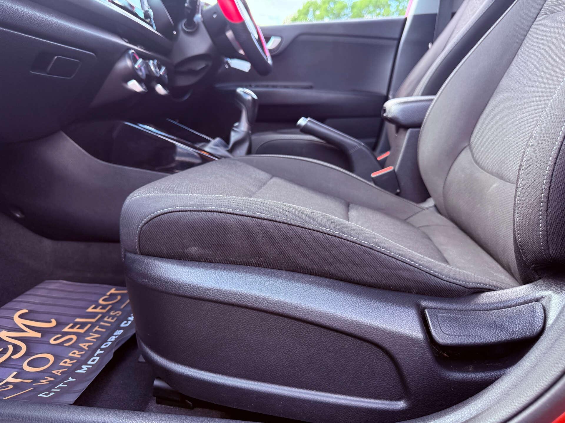 Kia Rio view 74