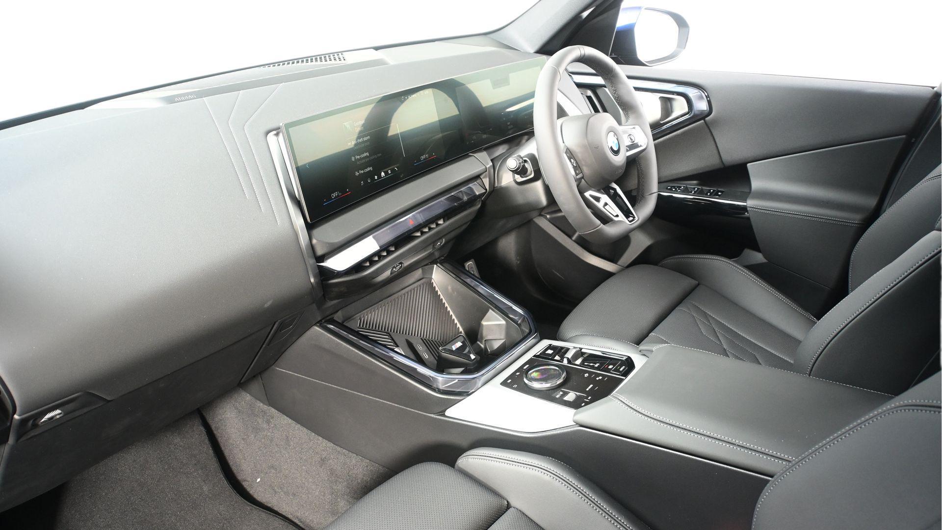 BMW X3 view 7