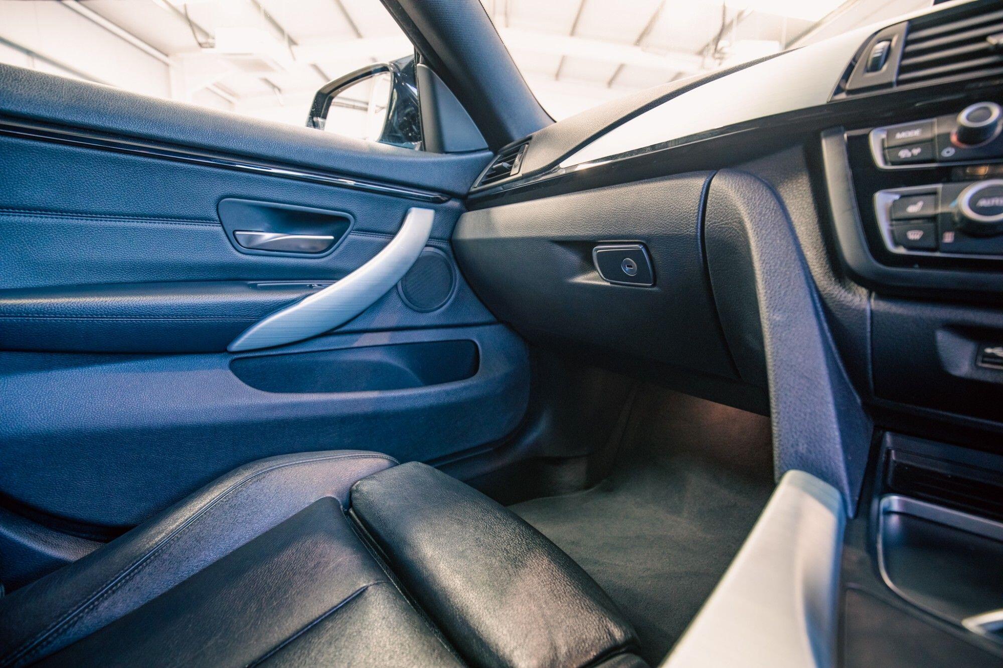 BMW 4 Series view 21