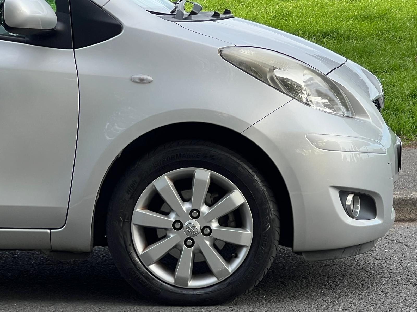 Toyota Yaris view 36
