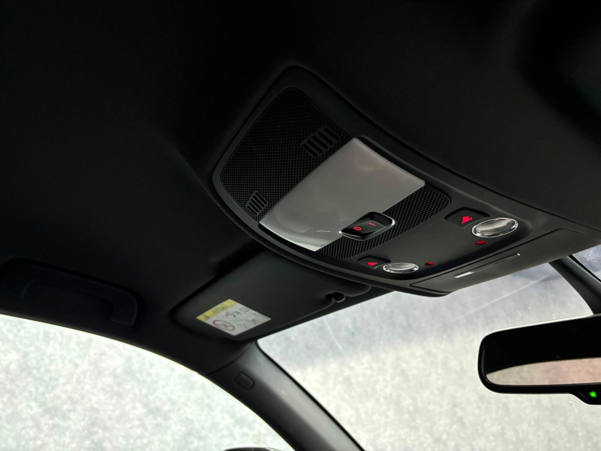 Audi Q5 view 26