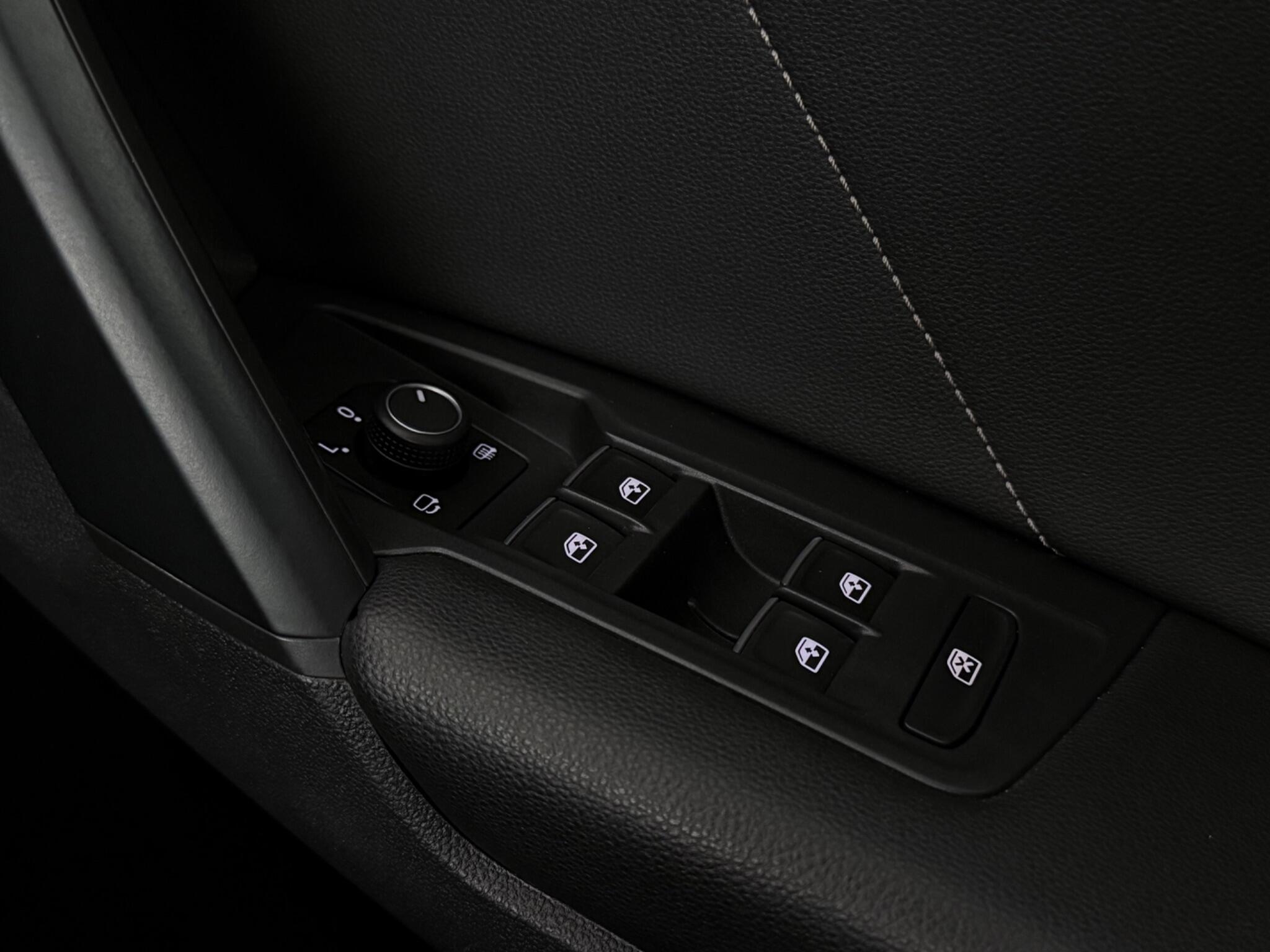 Volkswagen Tiguan view 22