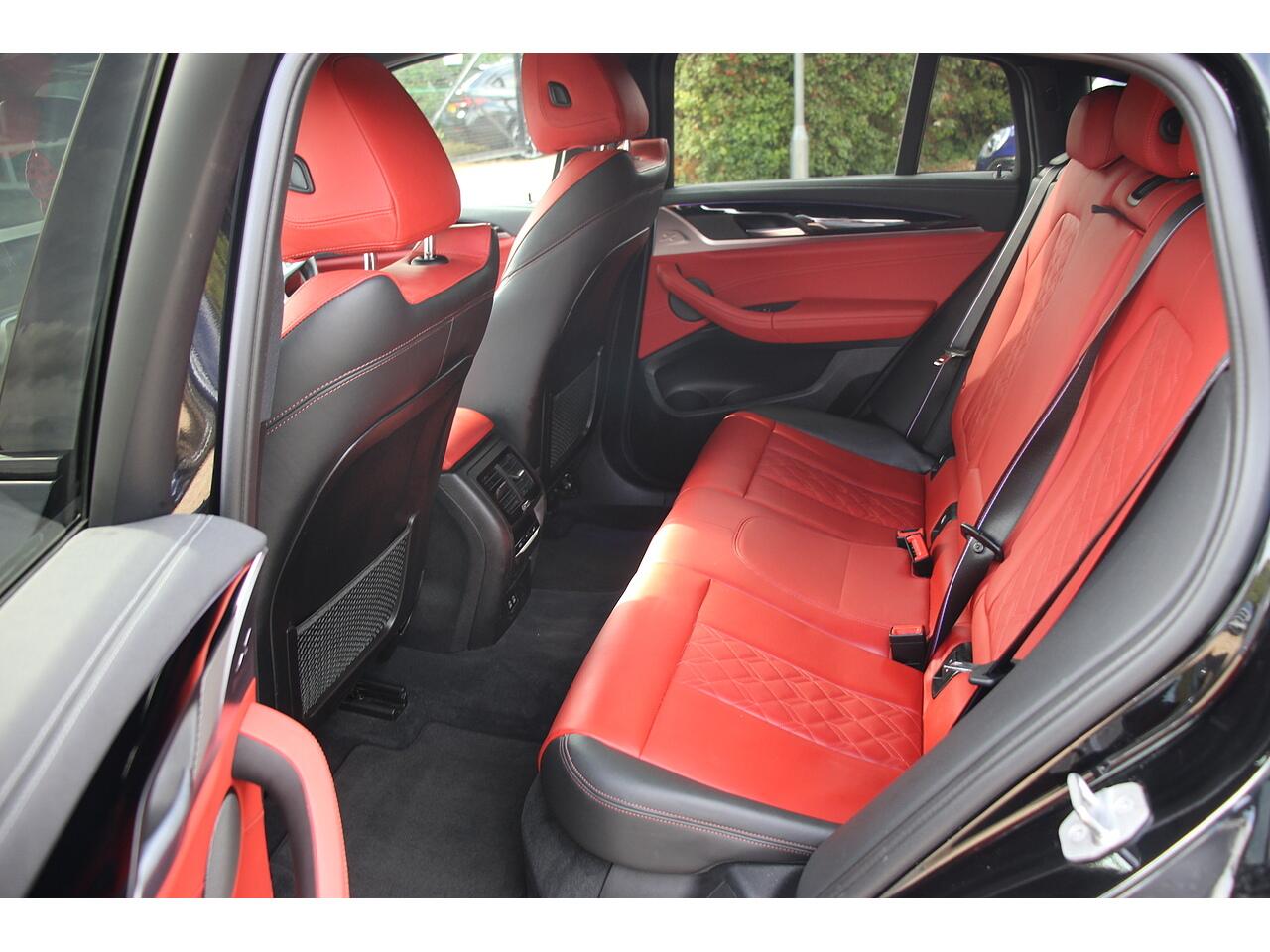 BMW X4 view 17